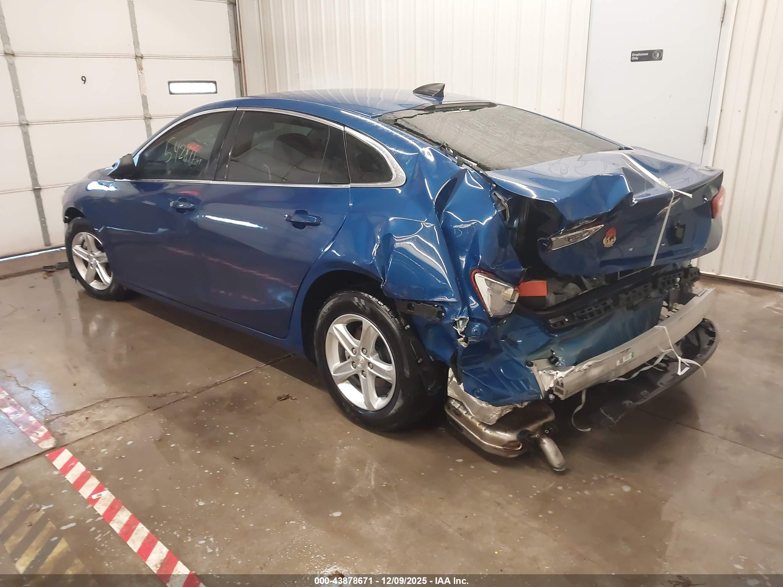 CHEVROLET MALIBU image 3