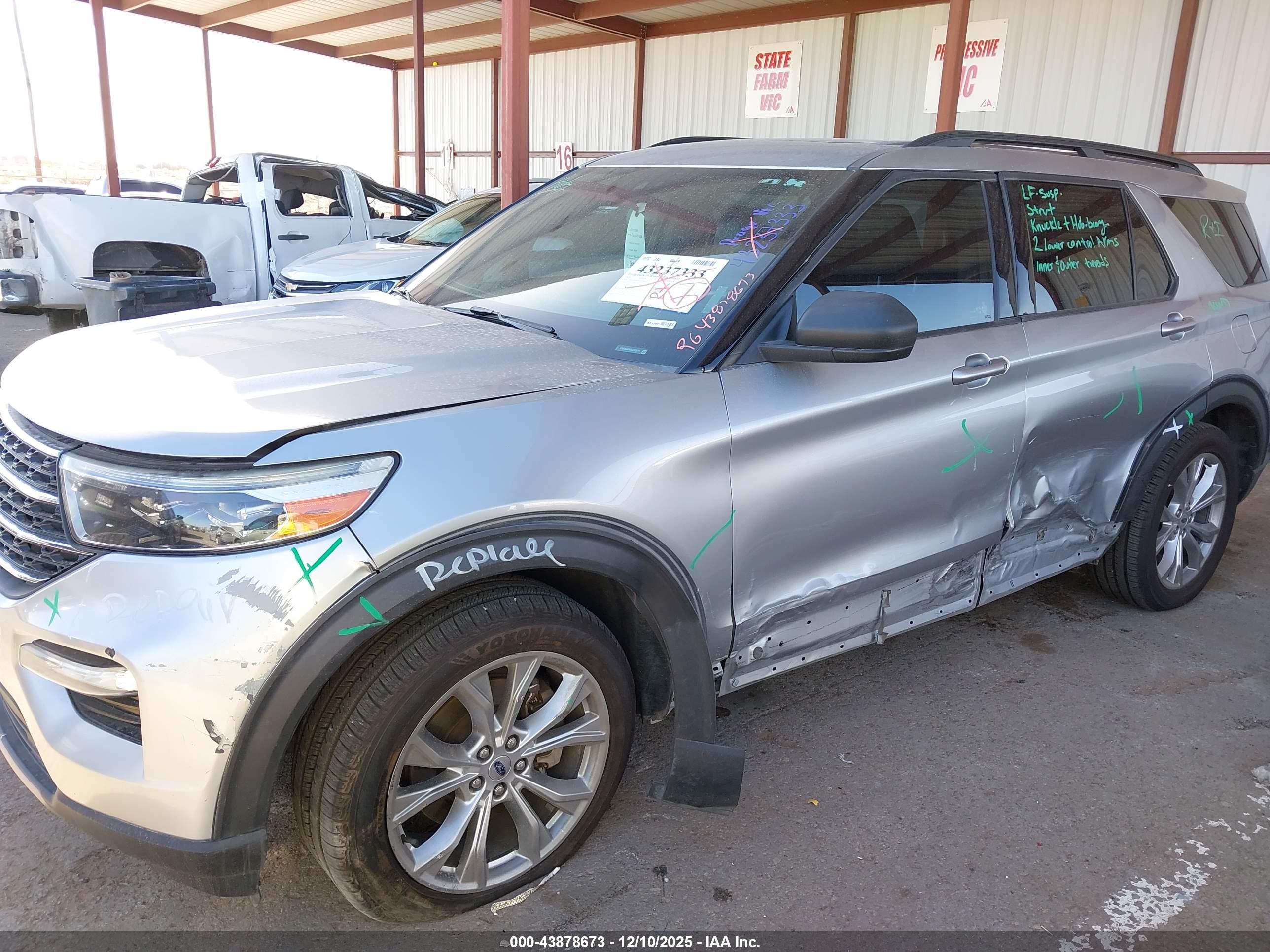 FORD EXPLORER image 6