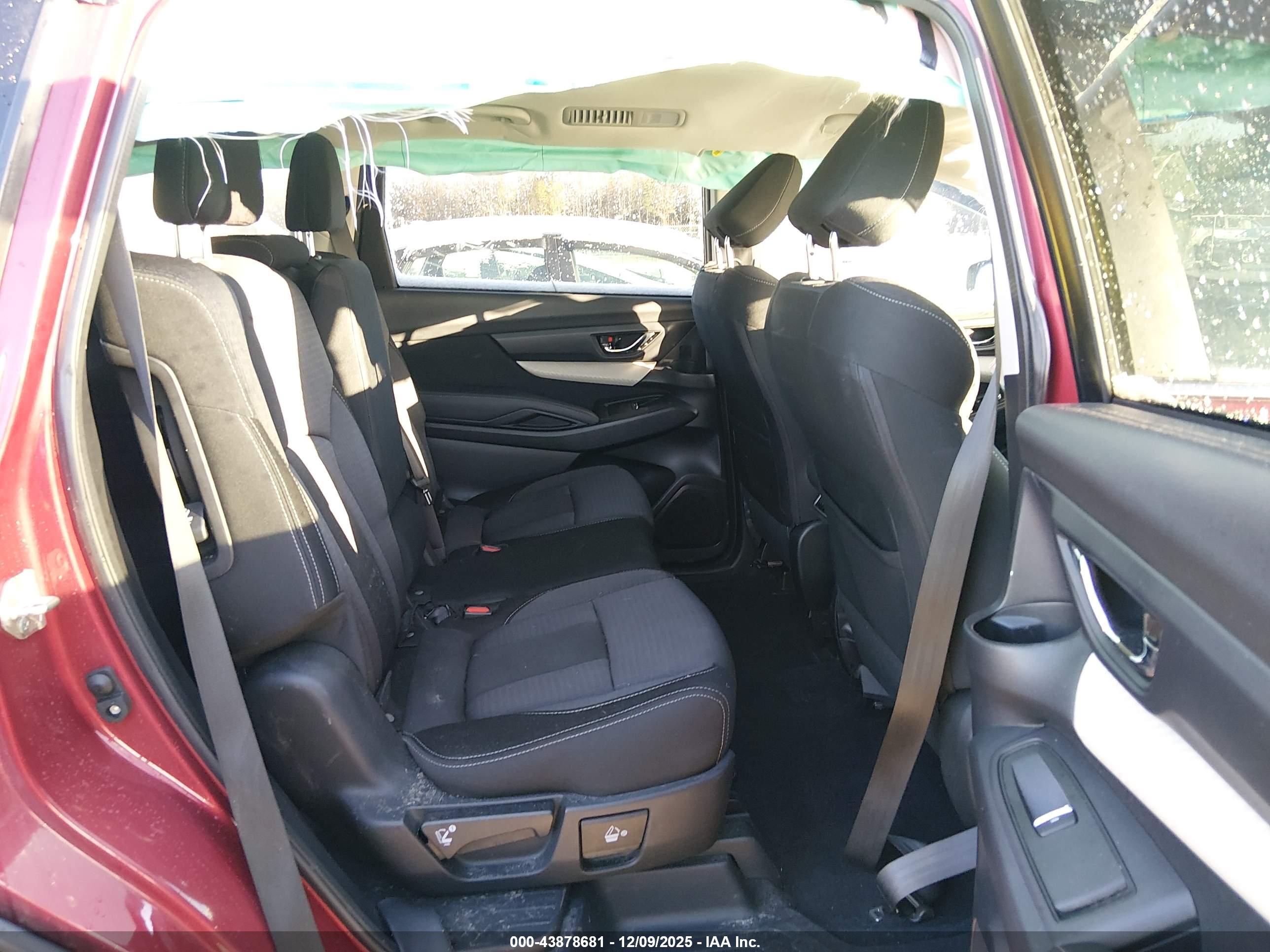 SUBARU ASCENT image 8
