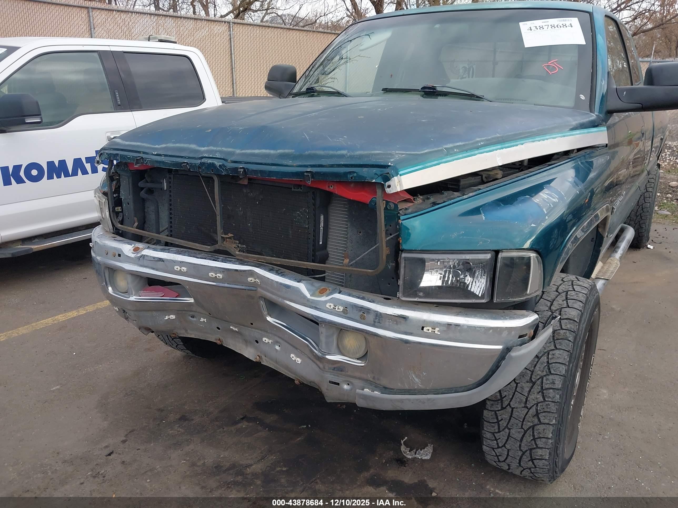 DODGE RAM image 6