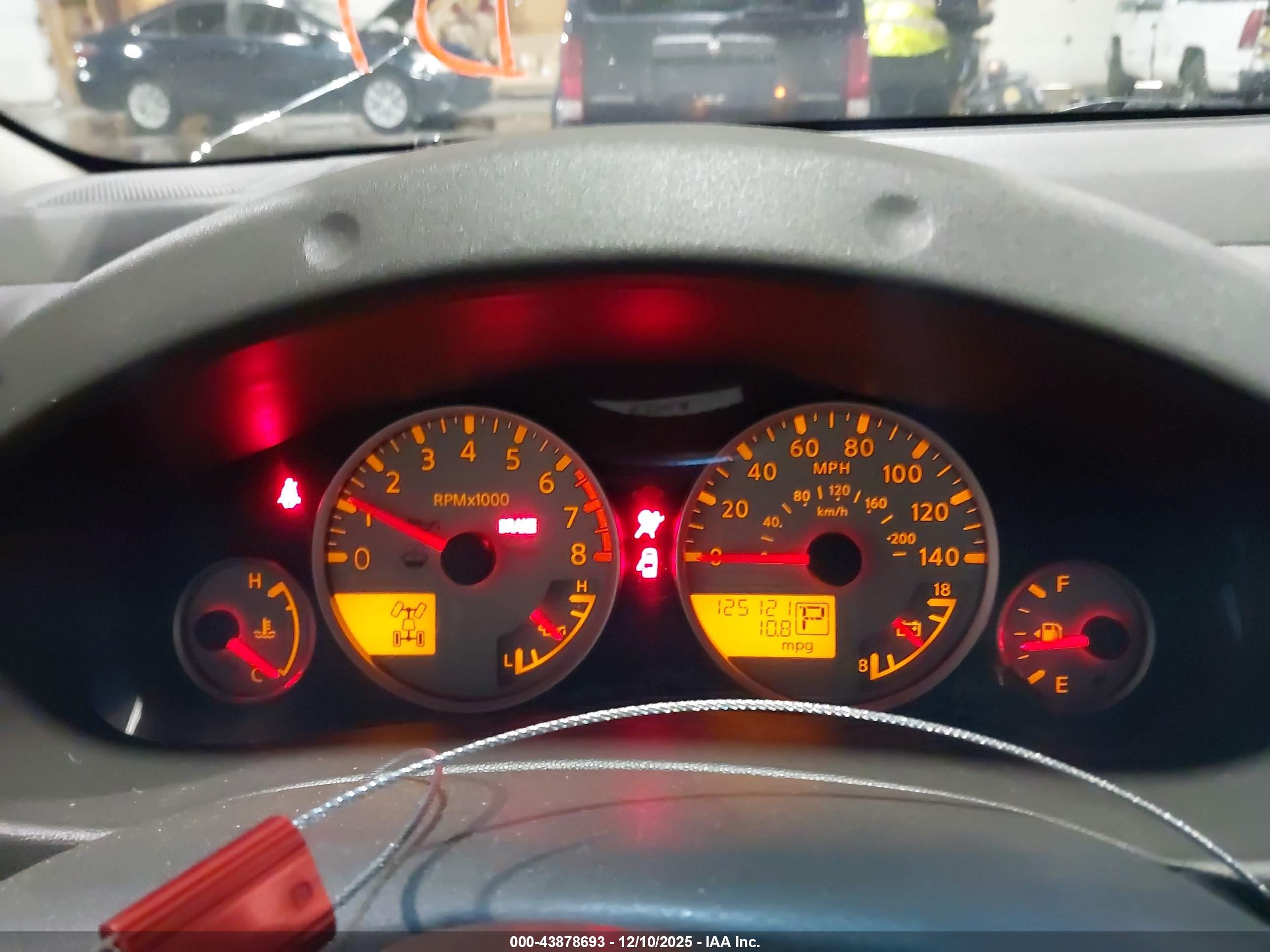 NISSAN FRONTIER image 7