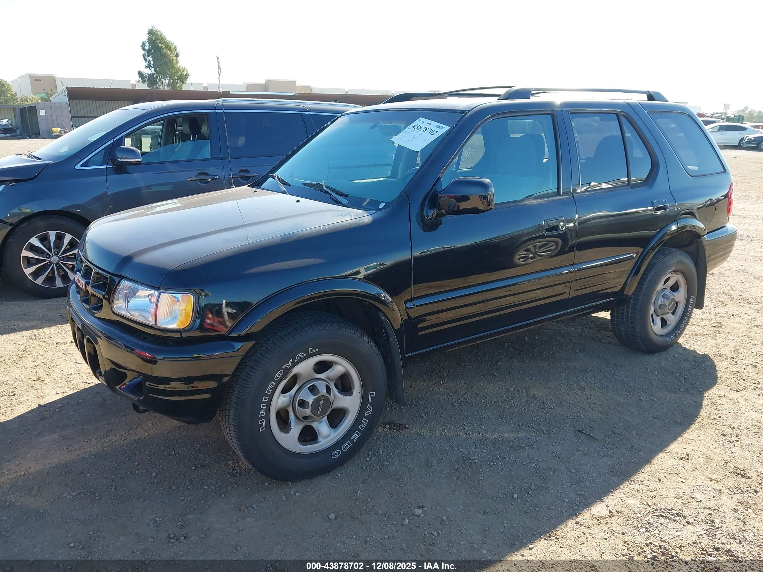 ISUZU RODEO image 2