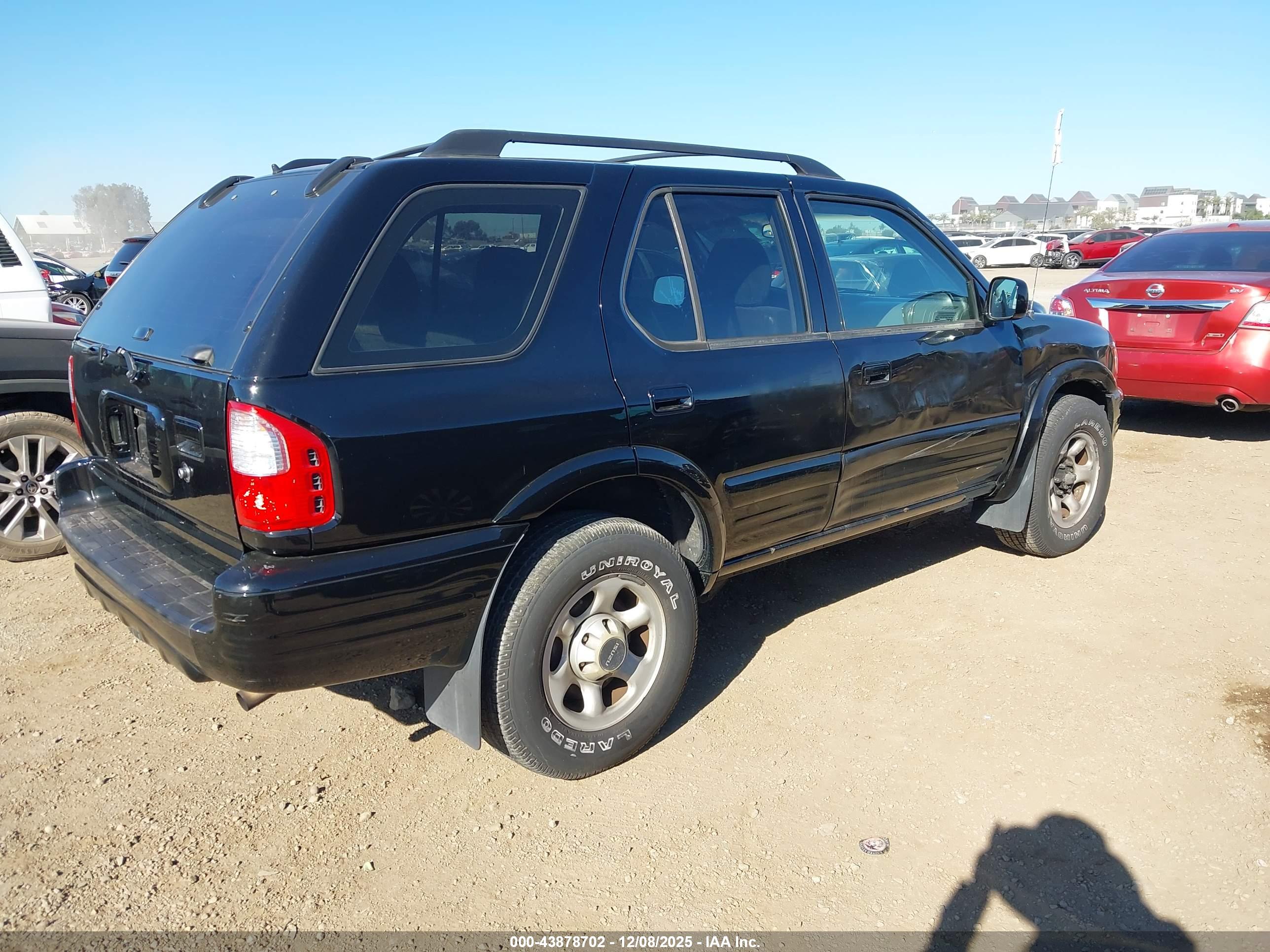 ISUZU RODEO image 4