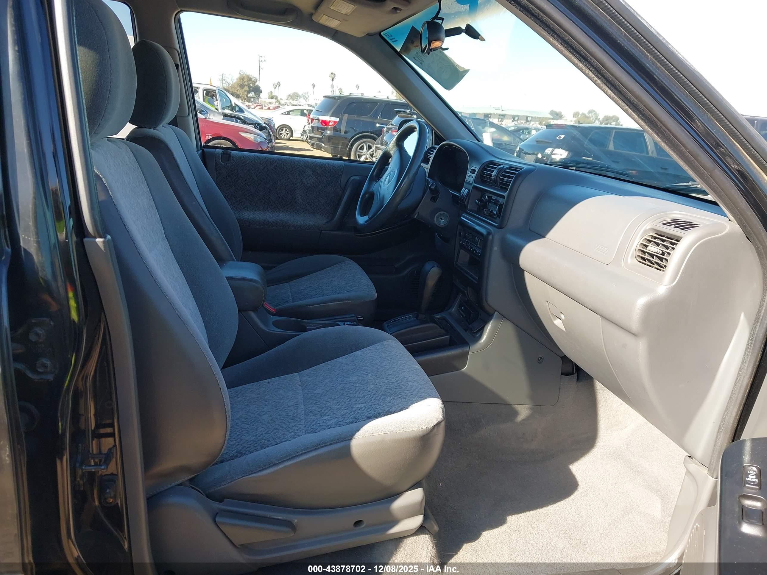 ISUZU RODEO image 5