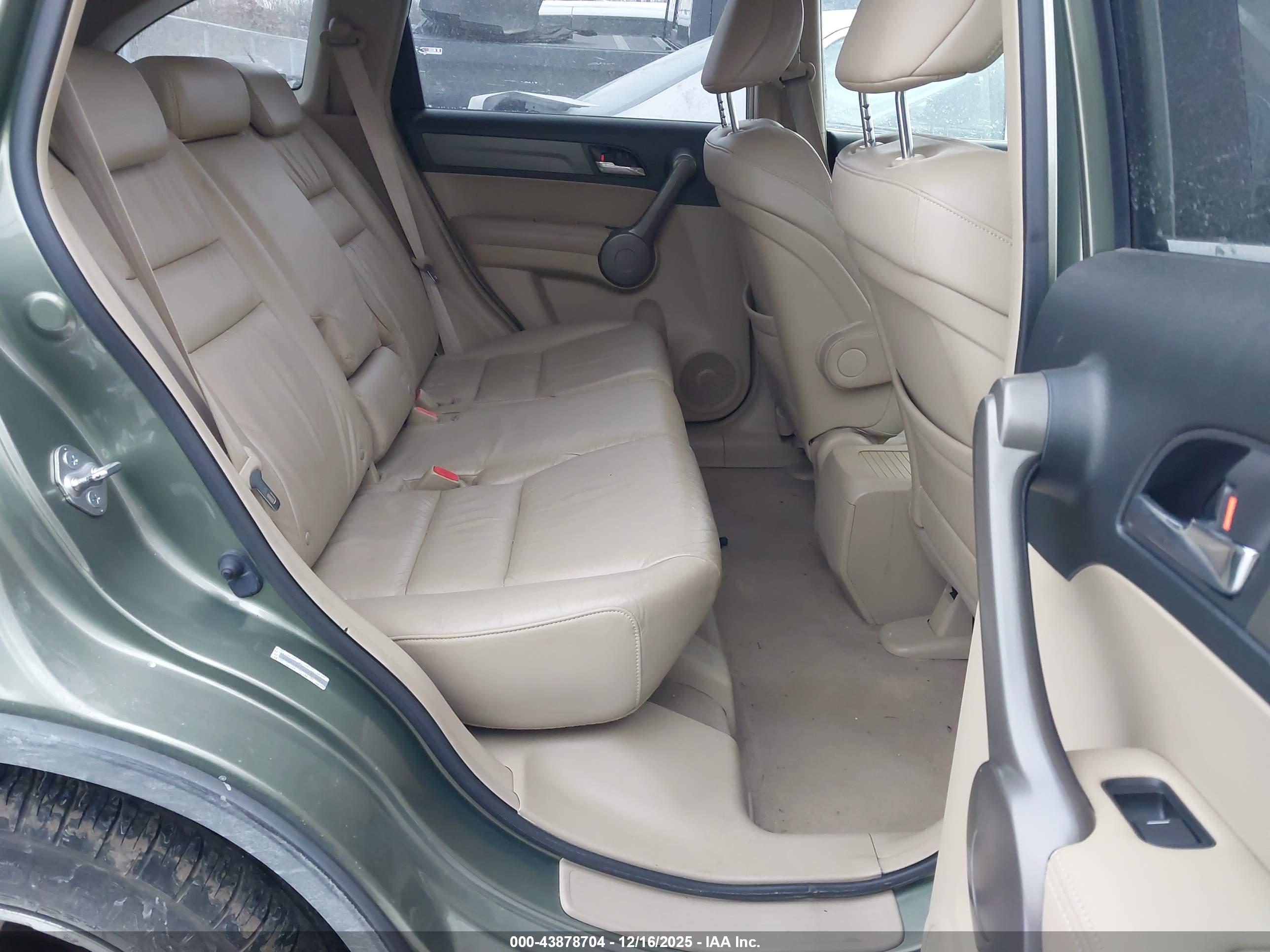 HONDA CR-V image 8