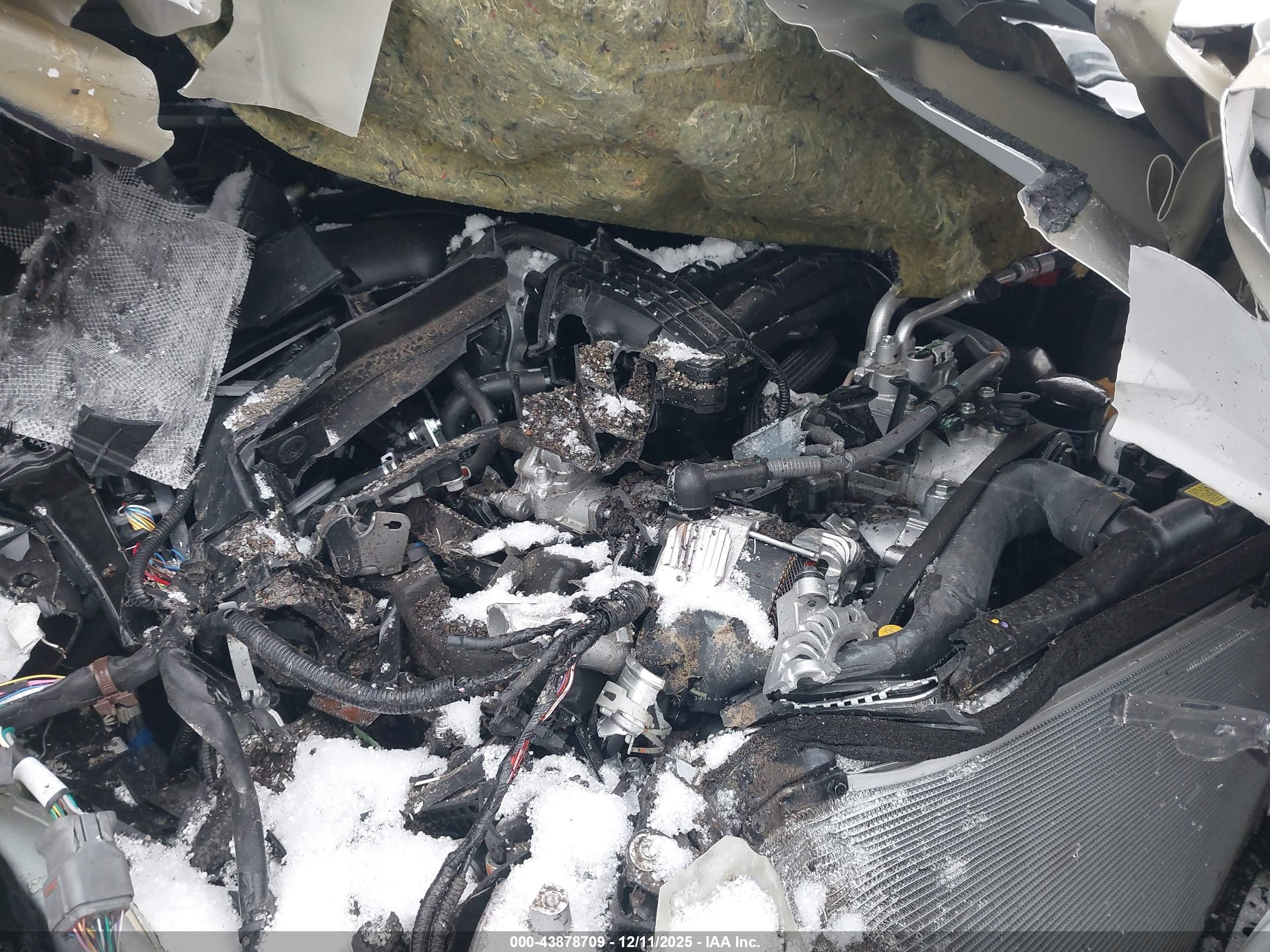 SUBARU OUTBACK image 10