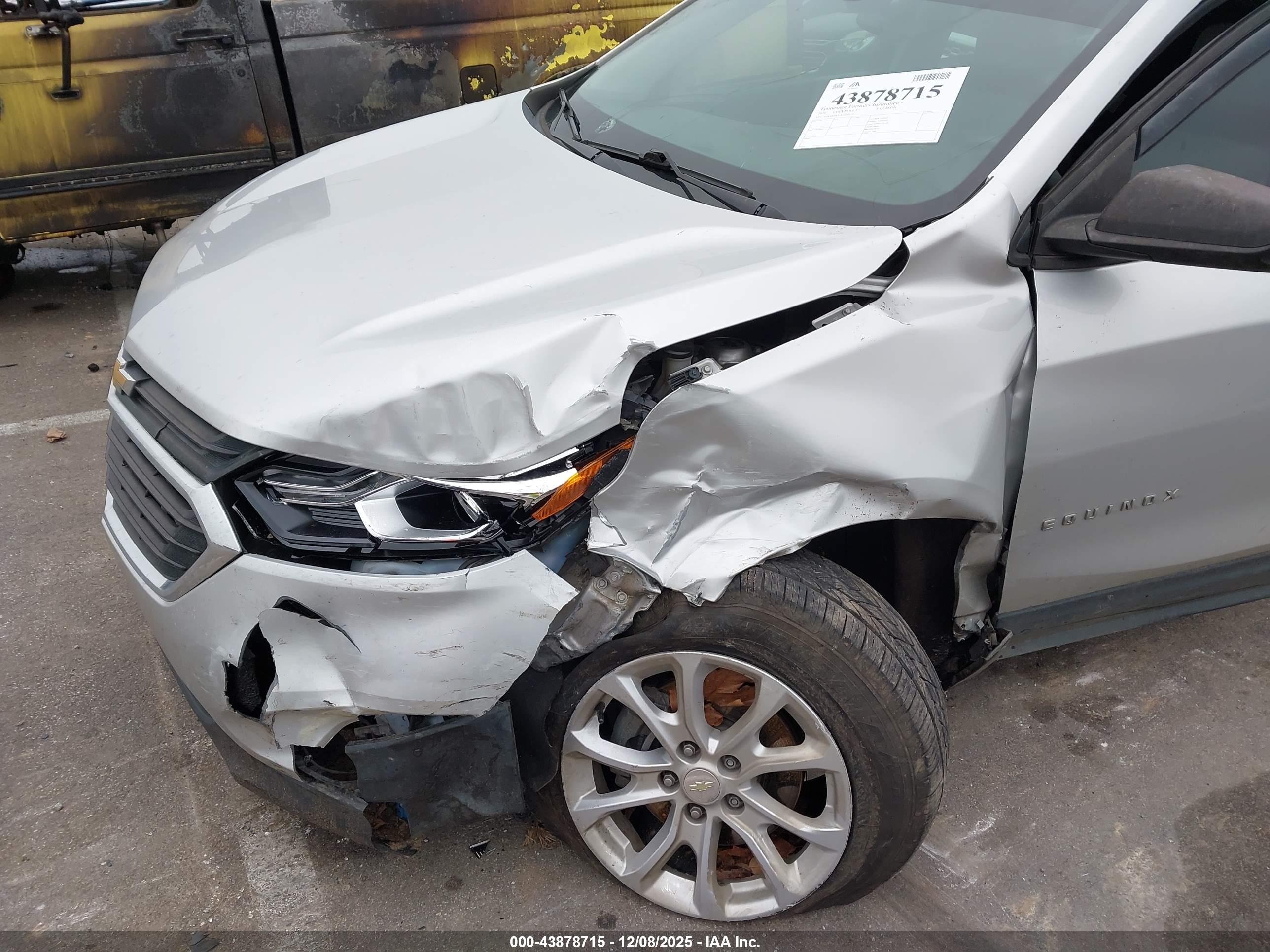 CHEVROLET EQUINOX image 6