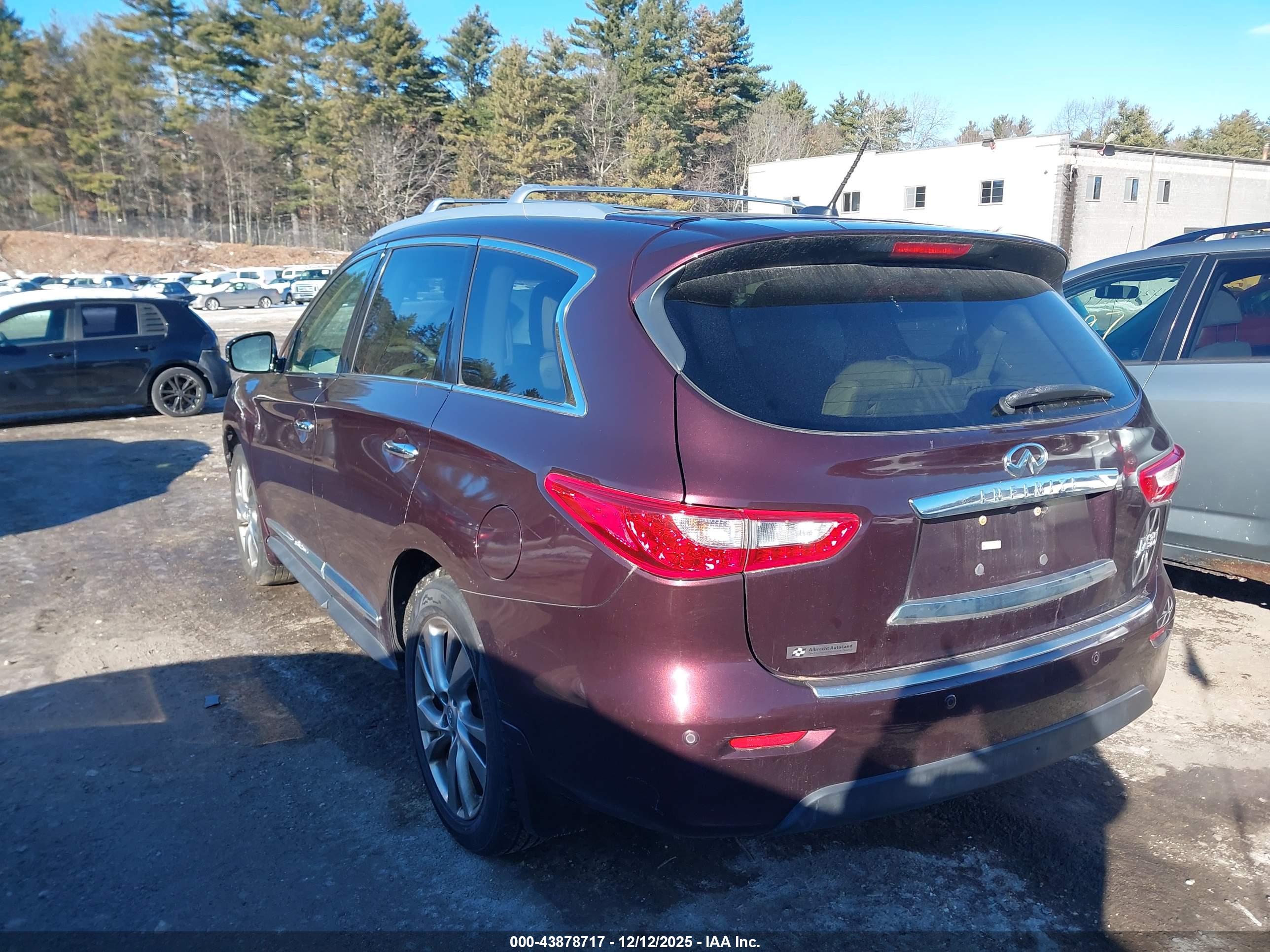 INFINITI JX35 image 3
