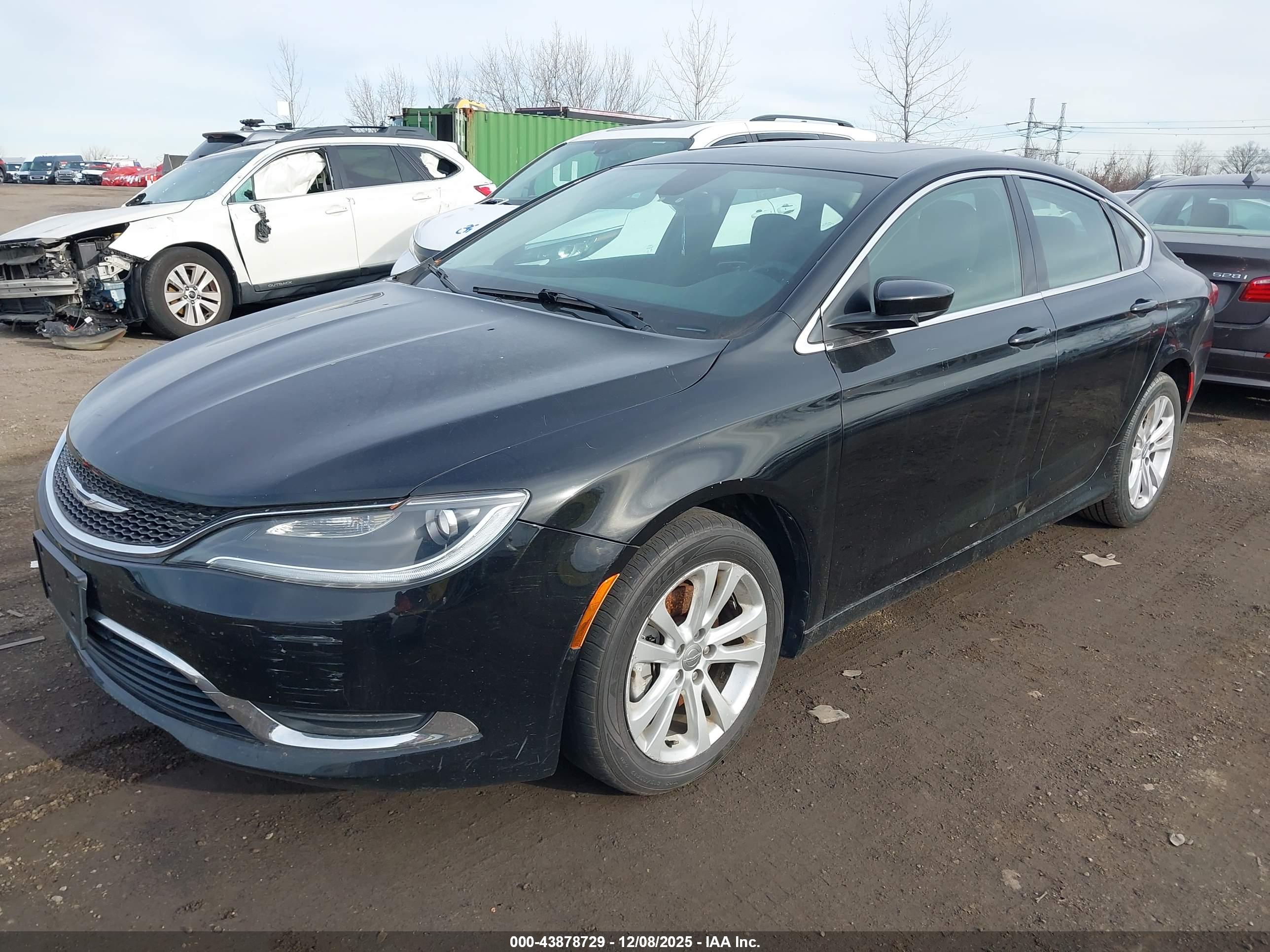 CHRYSLER 200 image 2