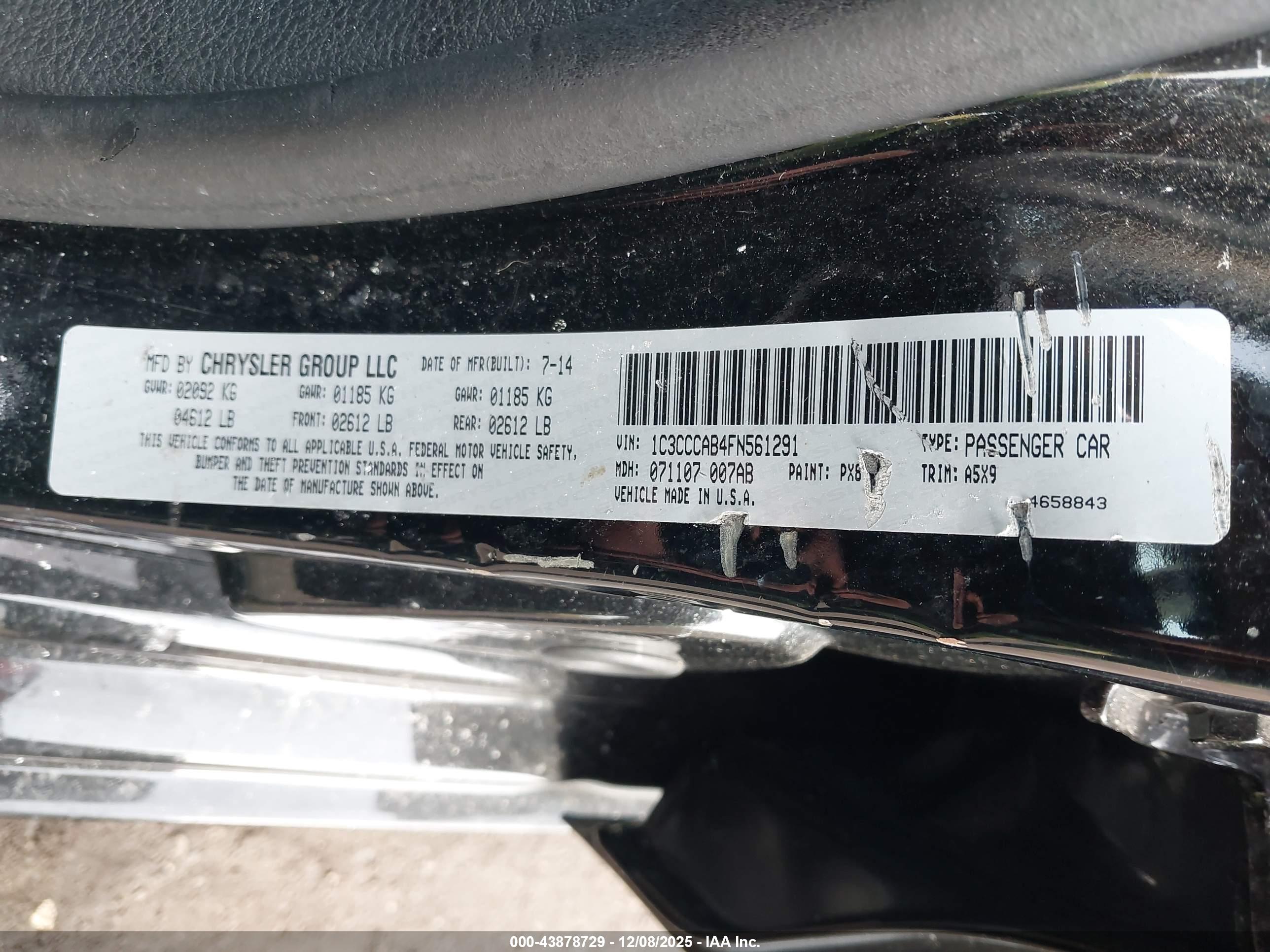 CHRYSLER 200 image 9
