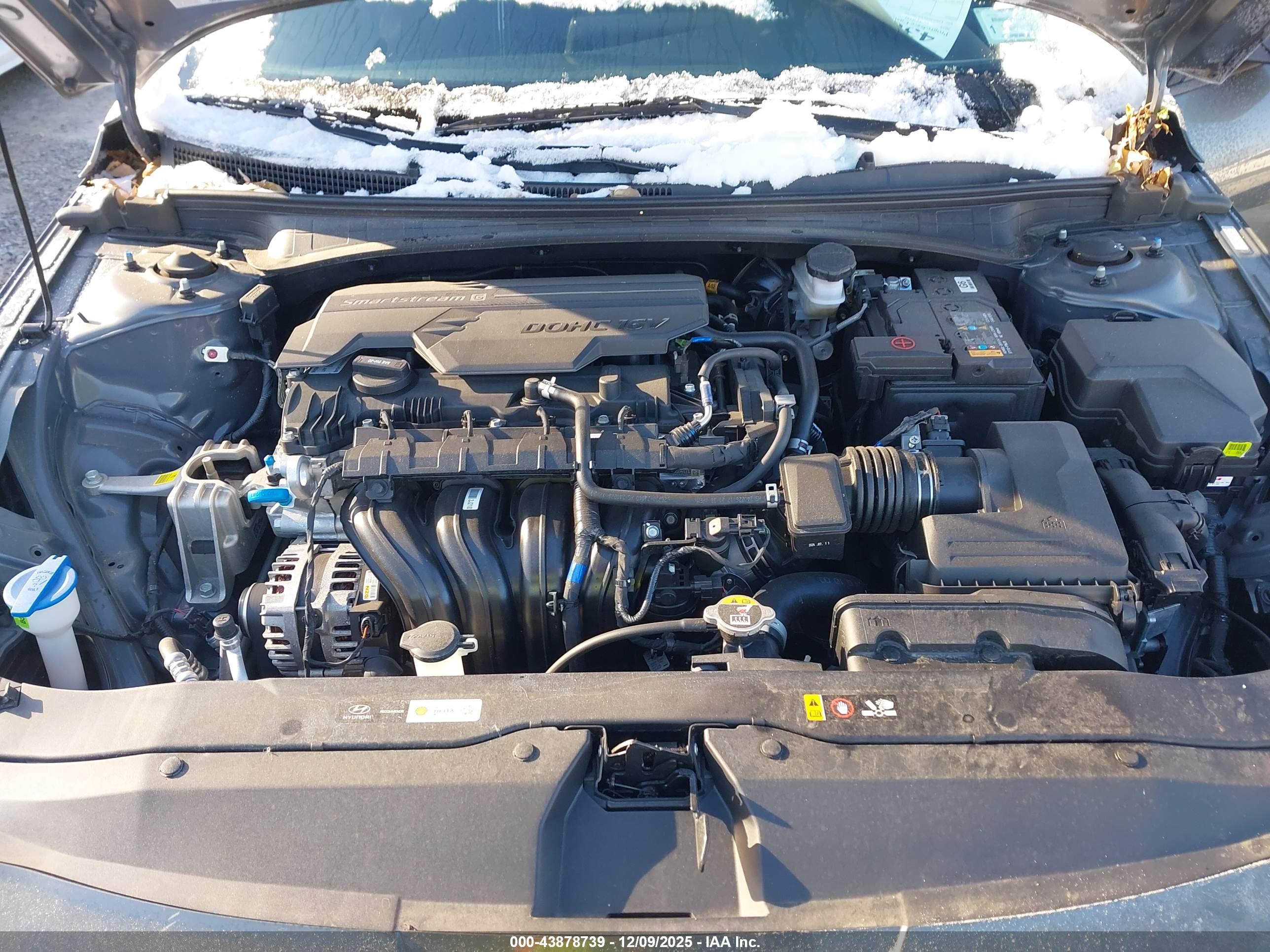HYUNDAI ELANTRA image 10