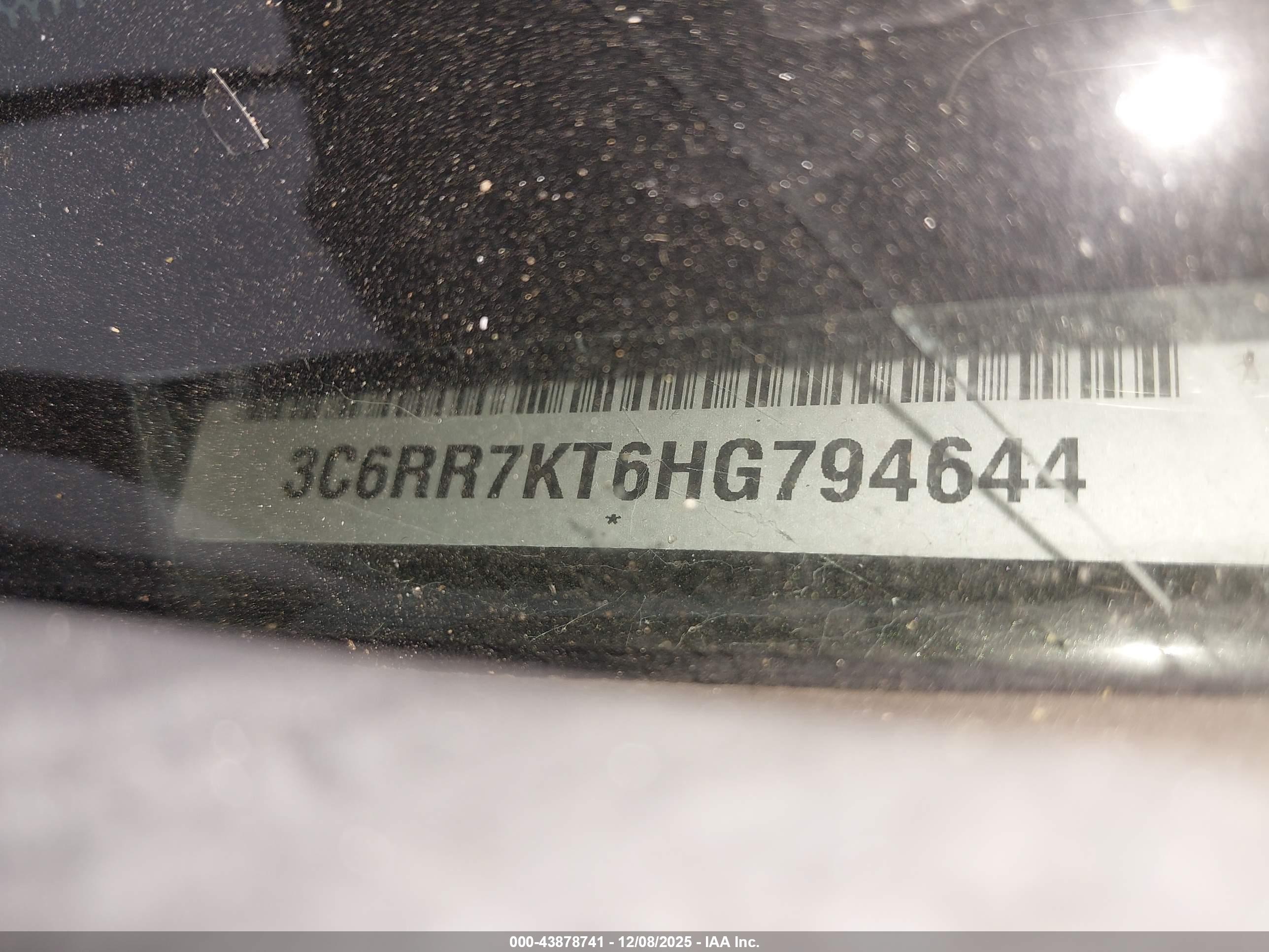 RAM 1500 image 9