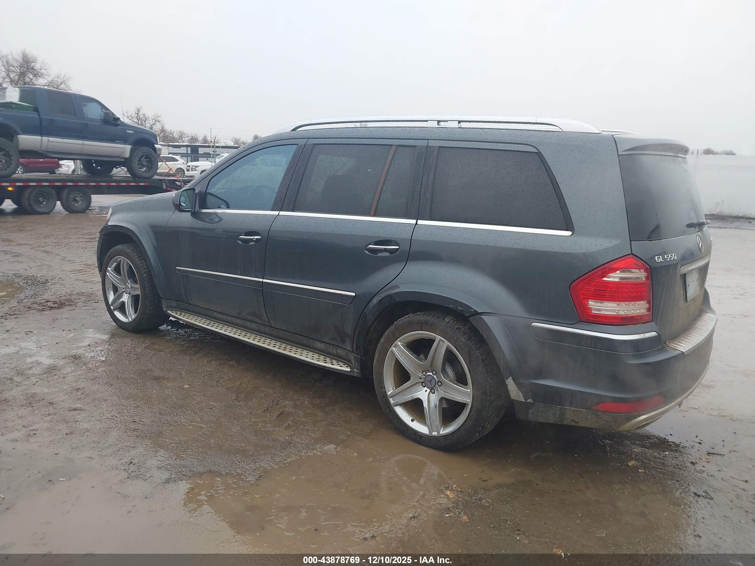 MERCEDES-BENZ GL image 3