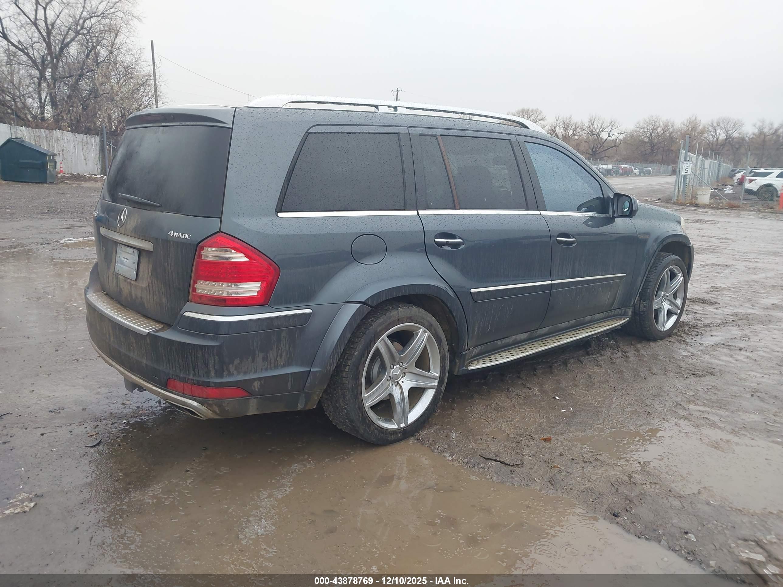 MERCEDES-BENZ GL image 4