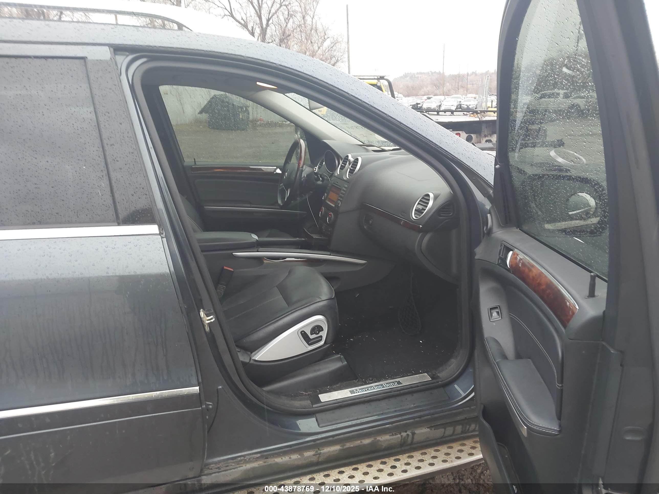 MERCEDES-BENZ GL image 5