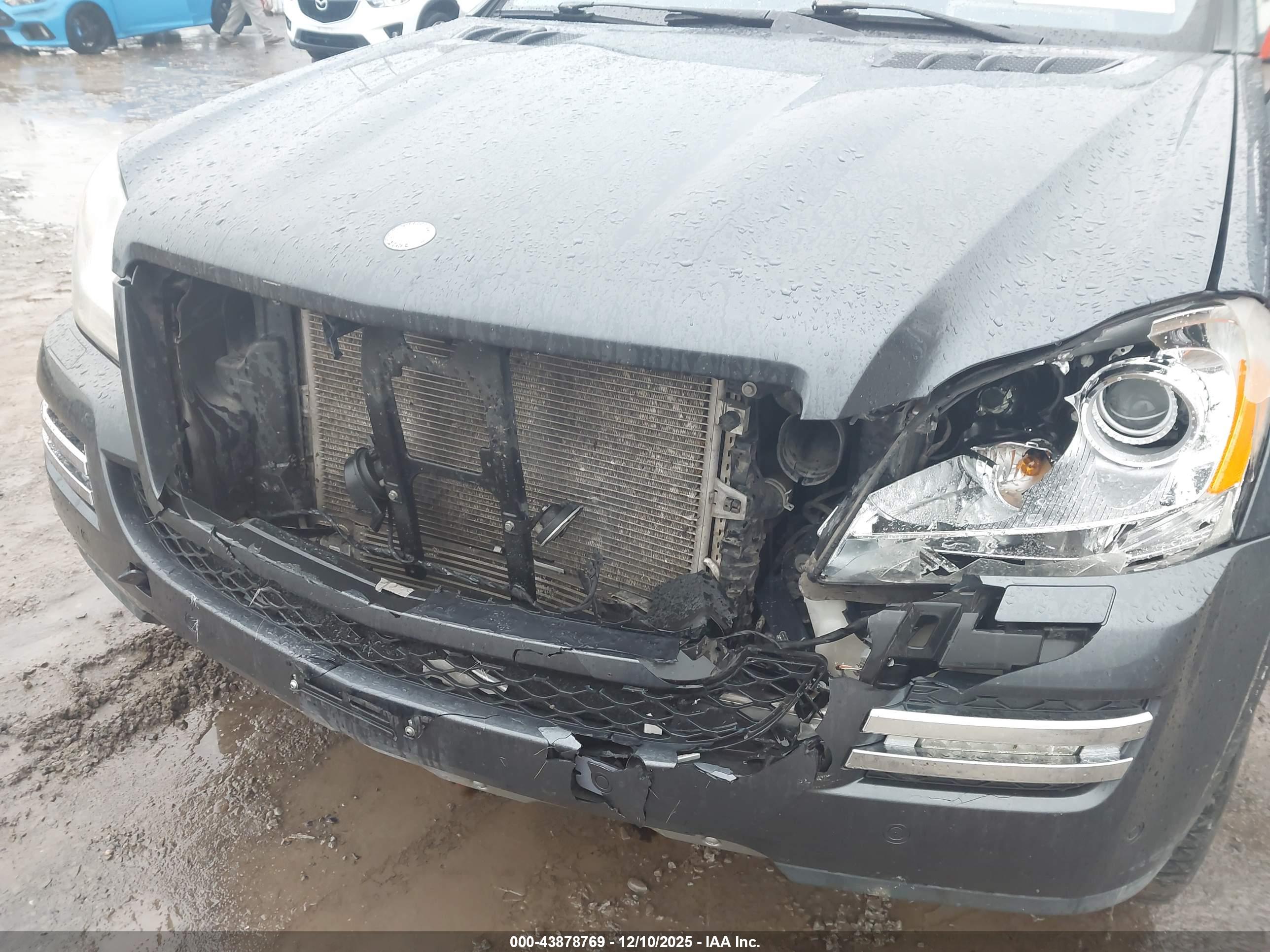 MERCEDES-BENZ GL image 6