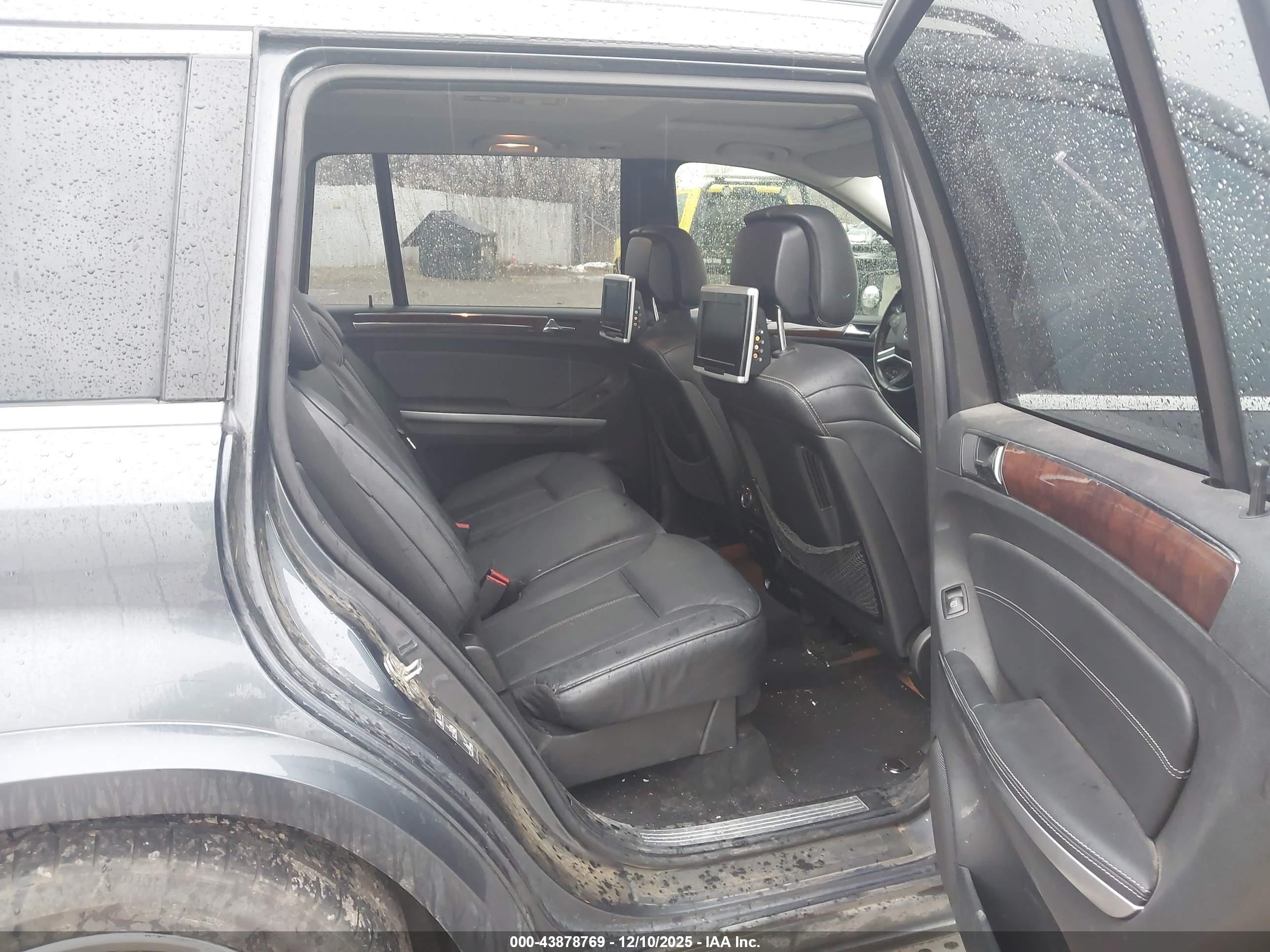 MERCEDES-BENZ GL image 8