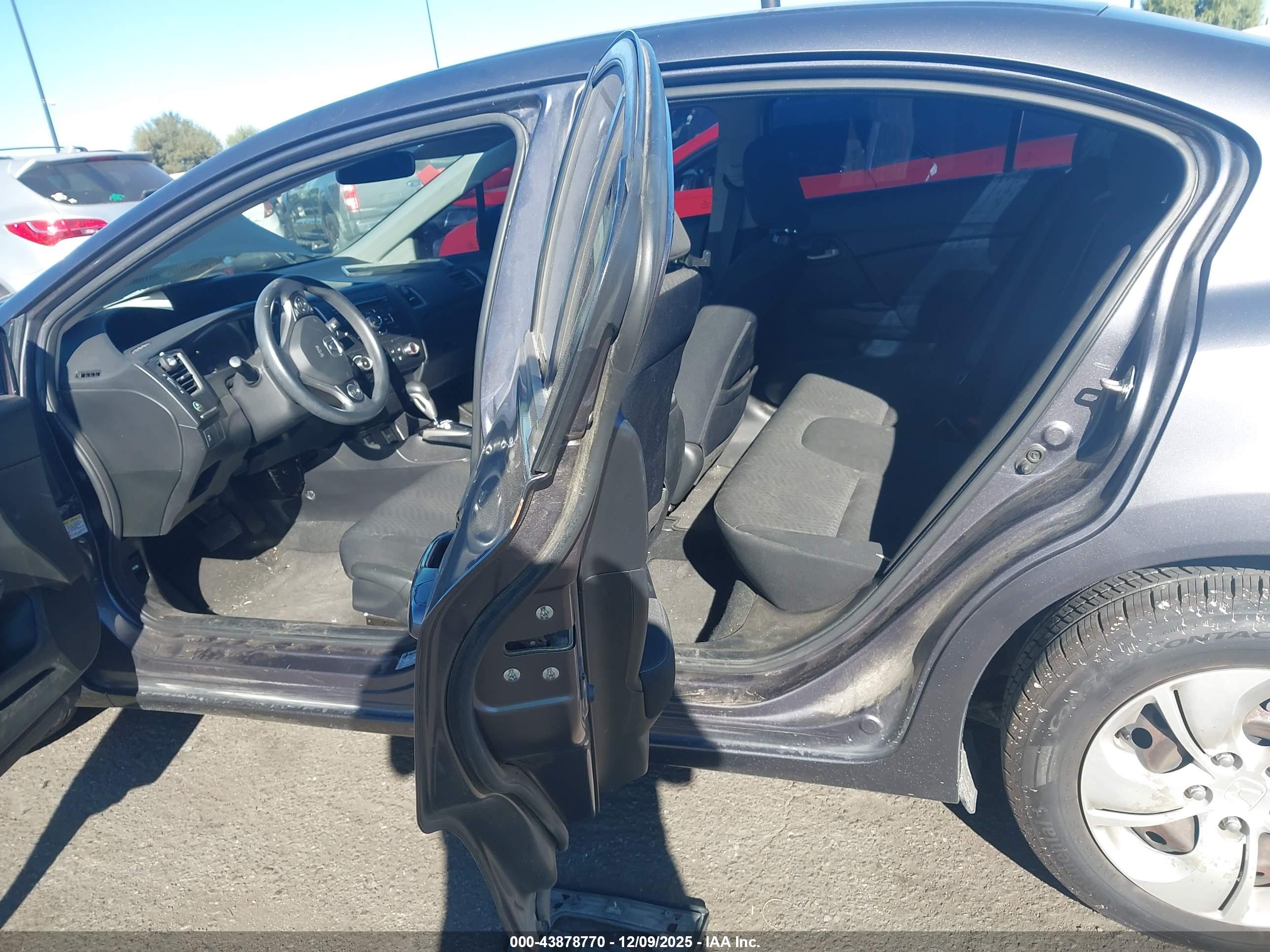HONDA CIVIC image 8