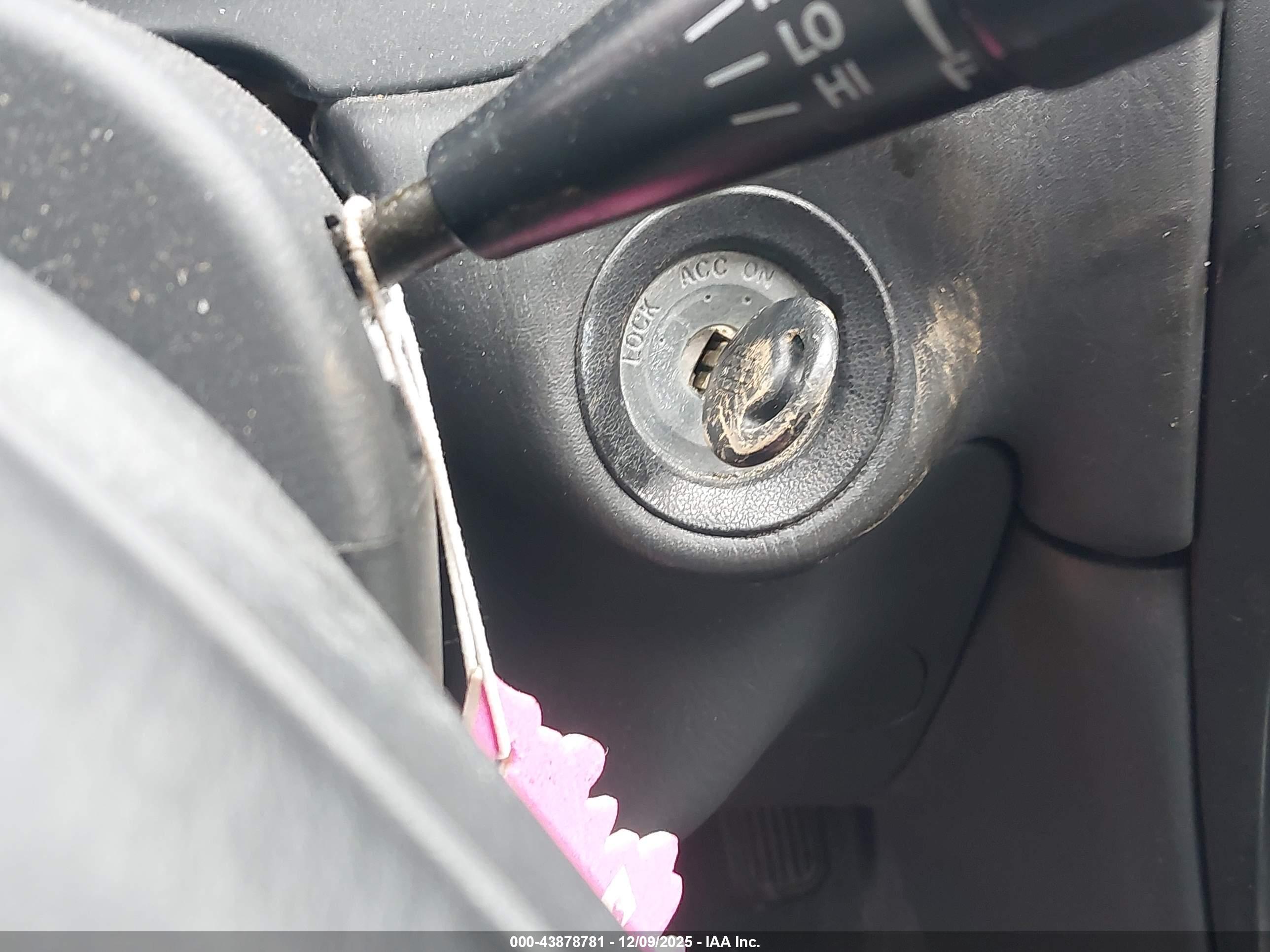 GEO PRIZM image 11