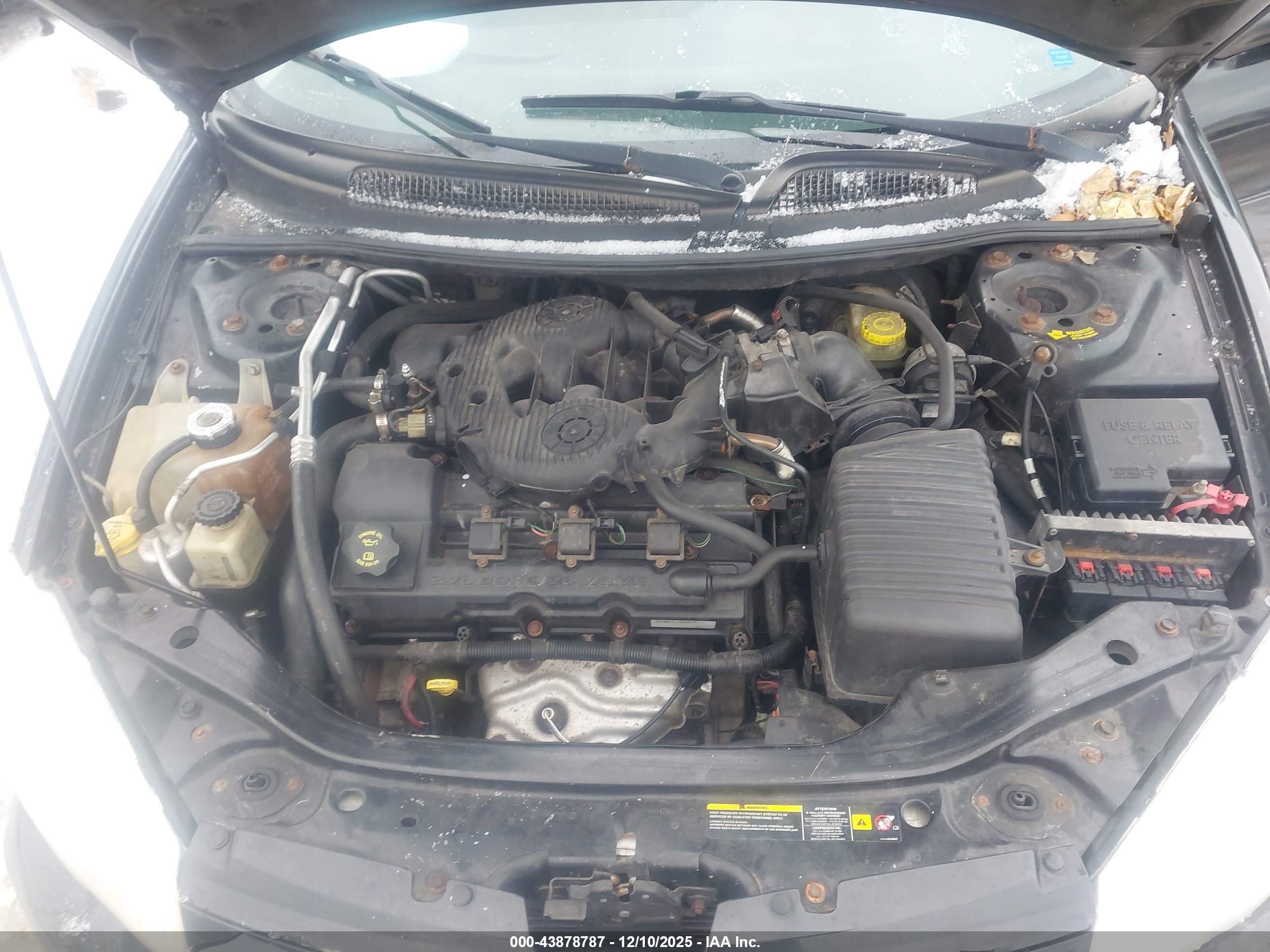 CHRYSLER SEBRING image 10