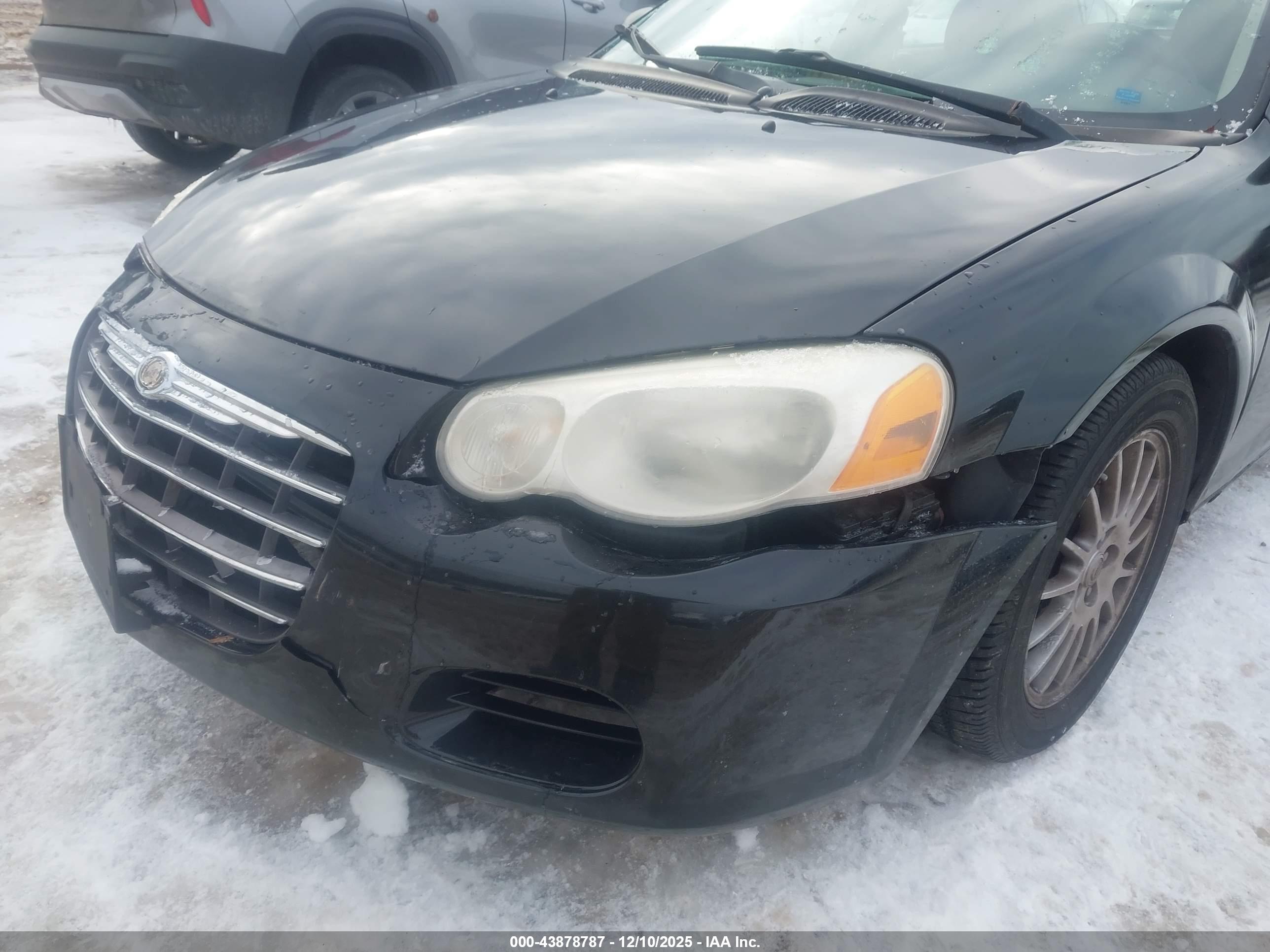 CHRYSLER SEBRING image 6
