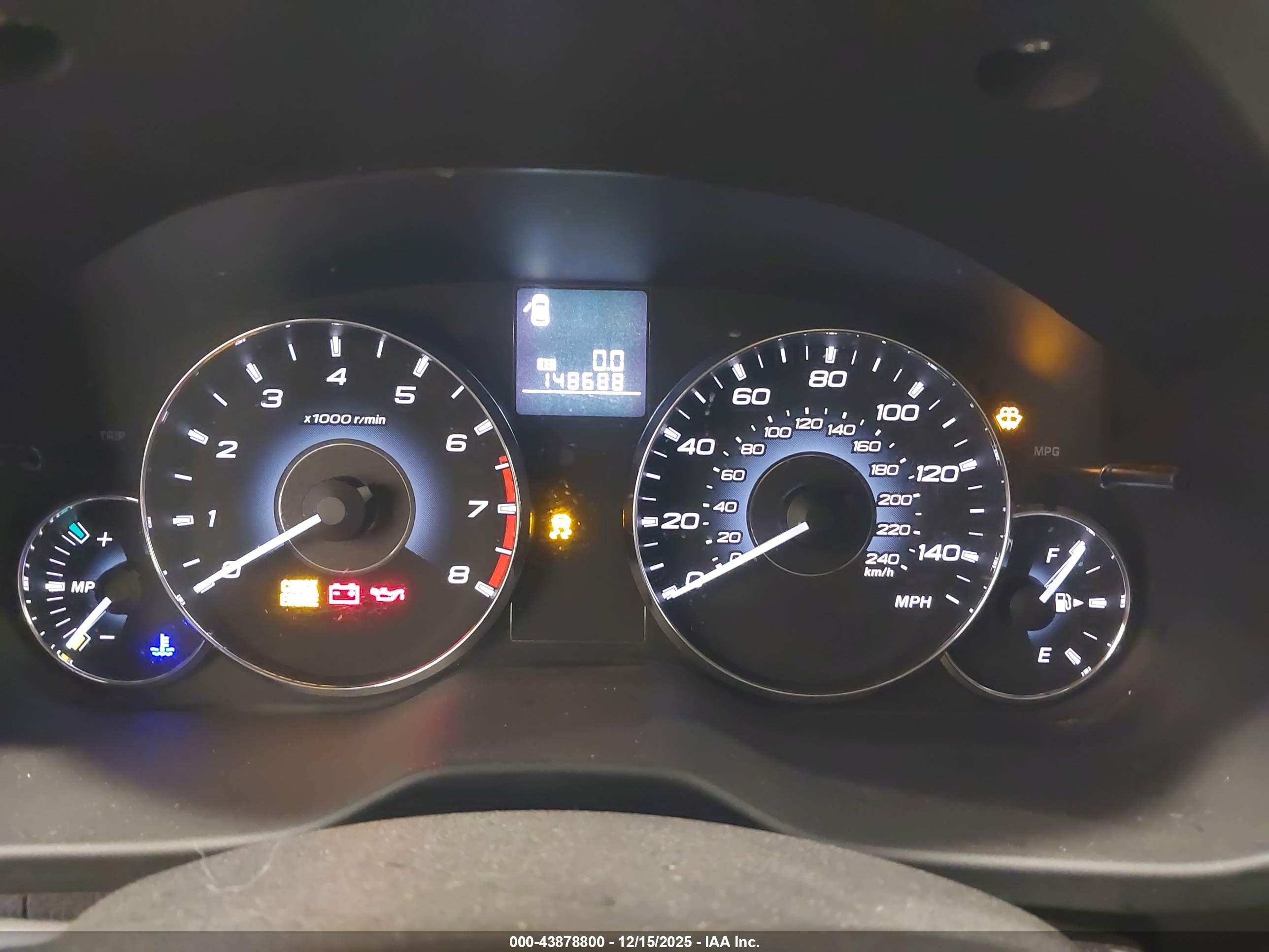 SUBARU OUTBACK image 7