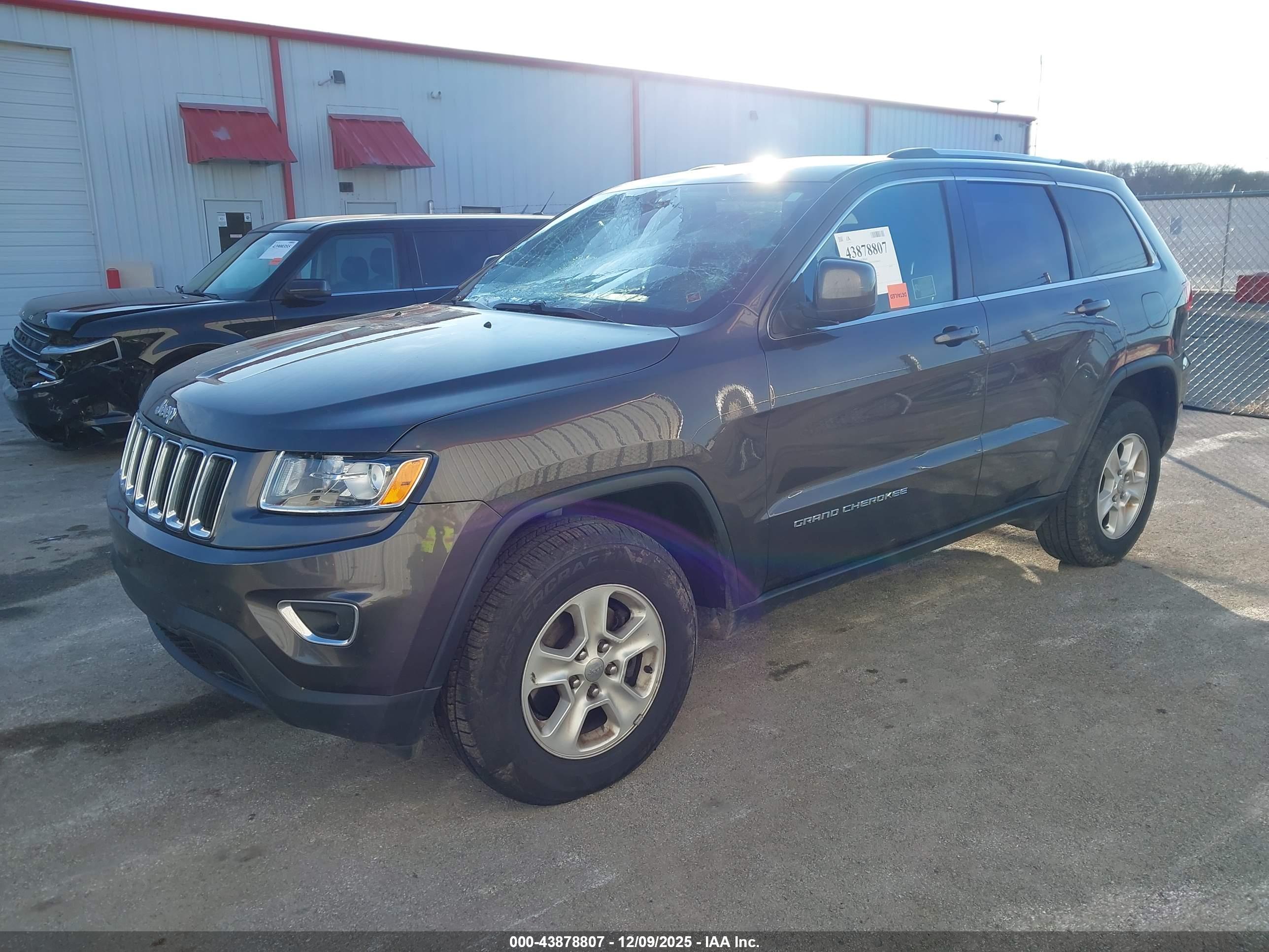 JEEP GRAND image 2