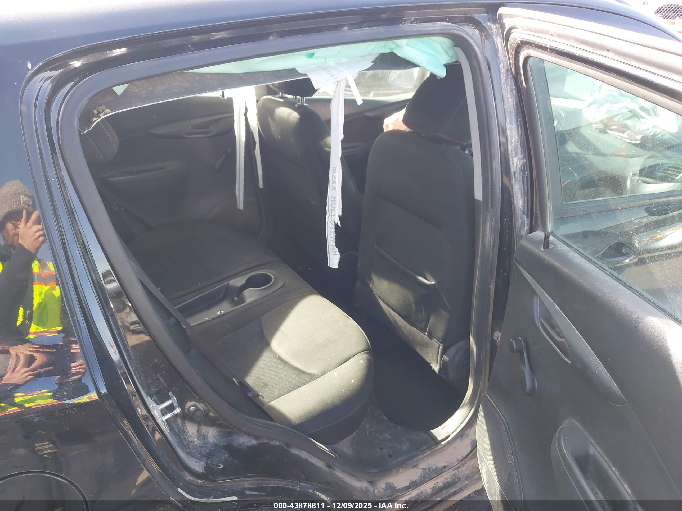 CHEVROLET SPARK image 8