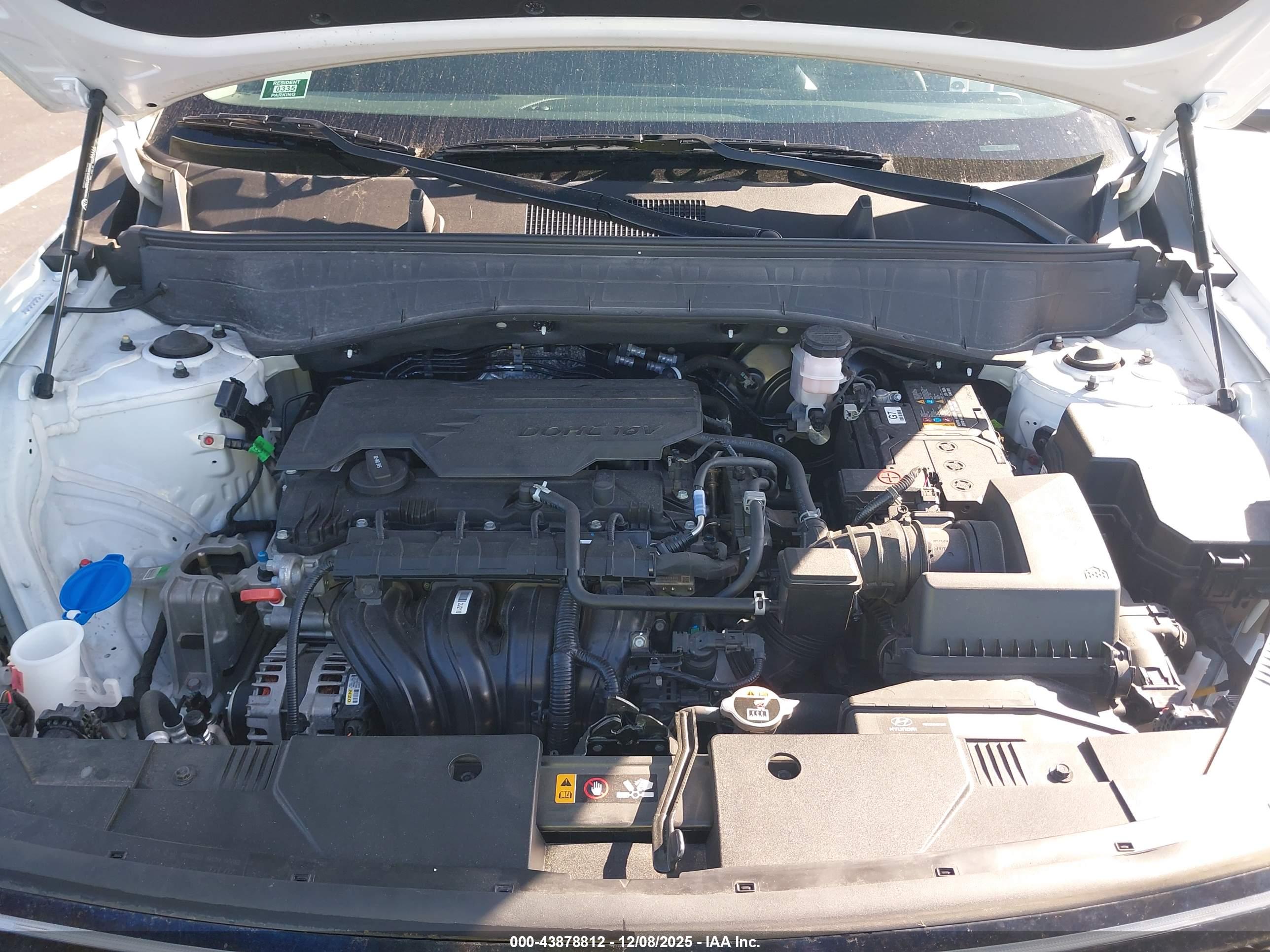 HYUNDAI KONA image 10
