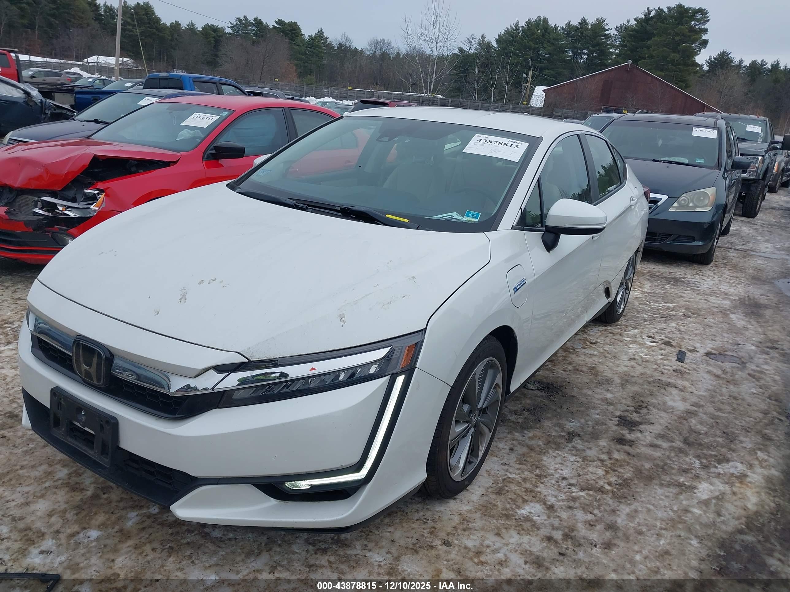 HONDA CLARITY image 6