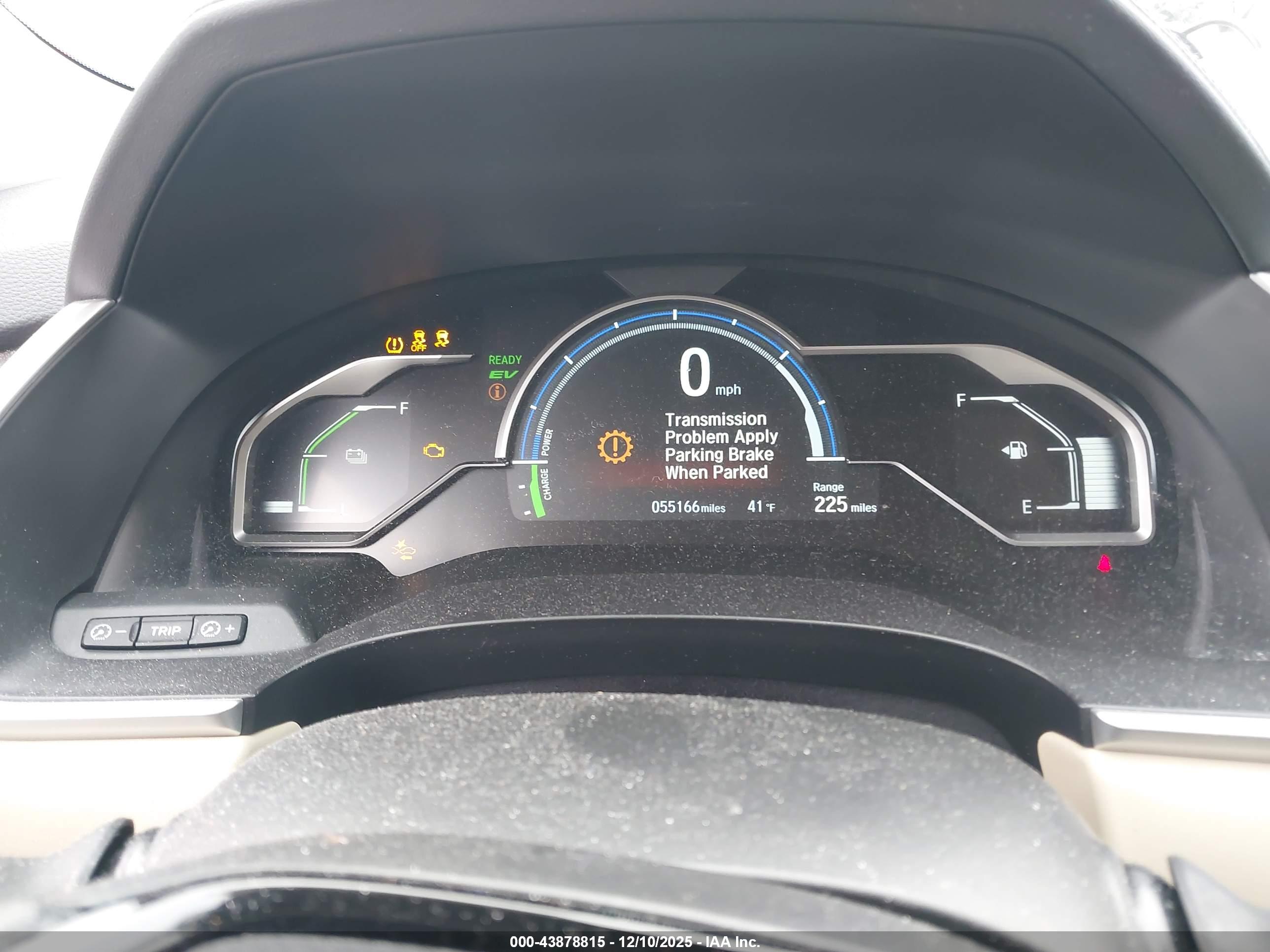 HONDA CLARITY image 7