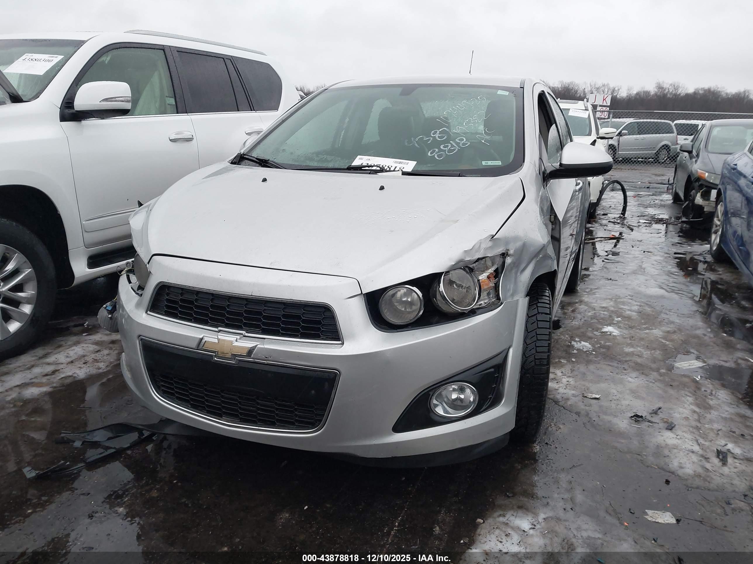 CHEVROLET SONIC image 2
