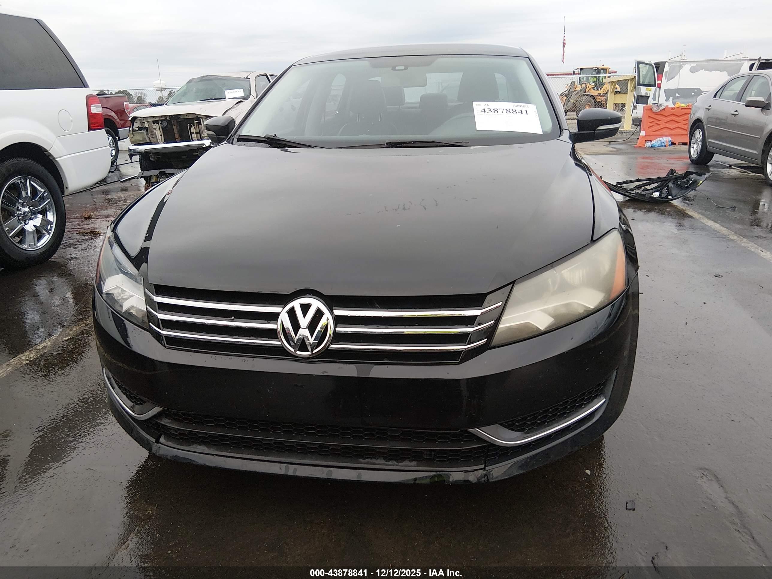 VOLKSWAGEN PASSAT image 6