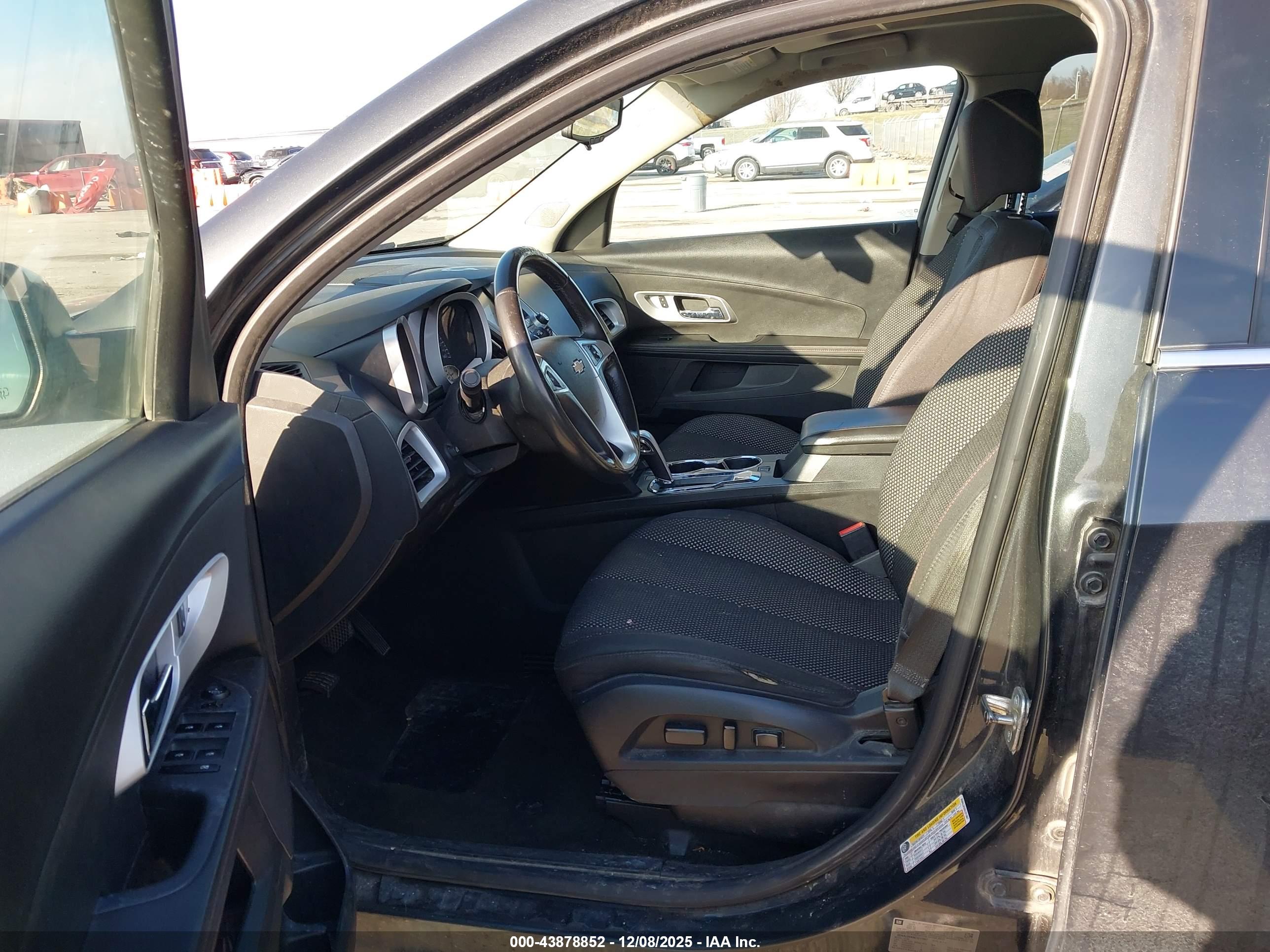 CHEVROLET EQUINOX image 5