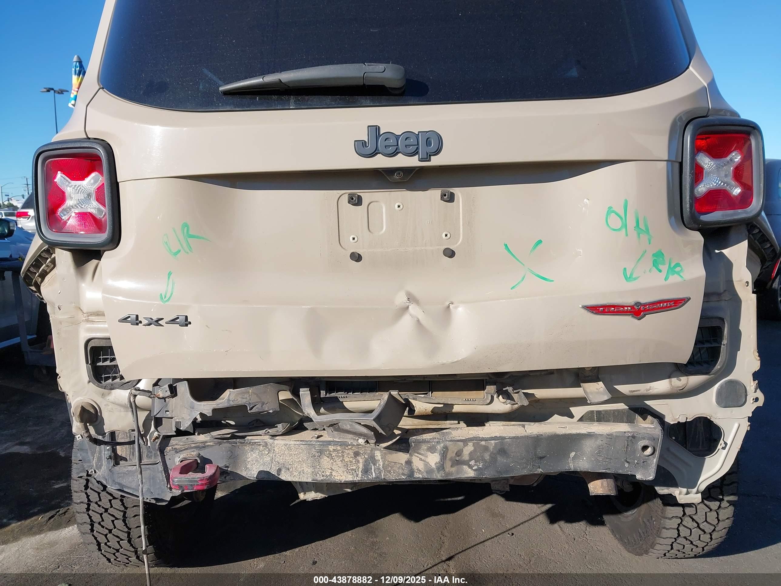 JEEP RENEGADE image 6