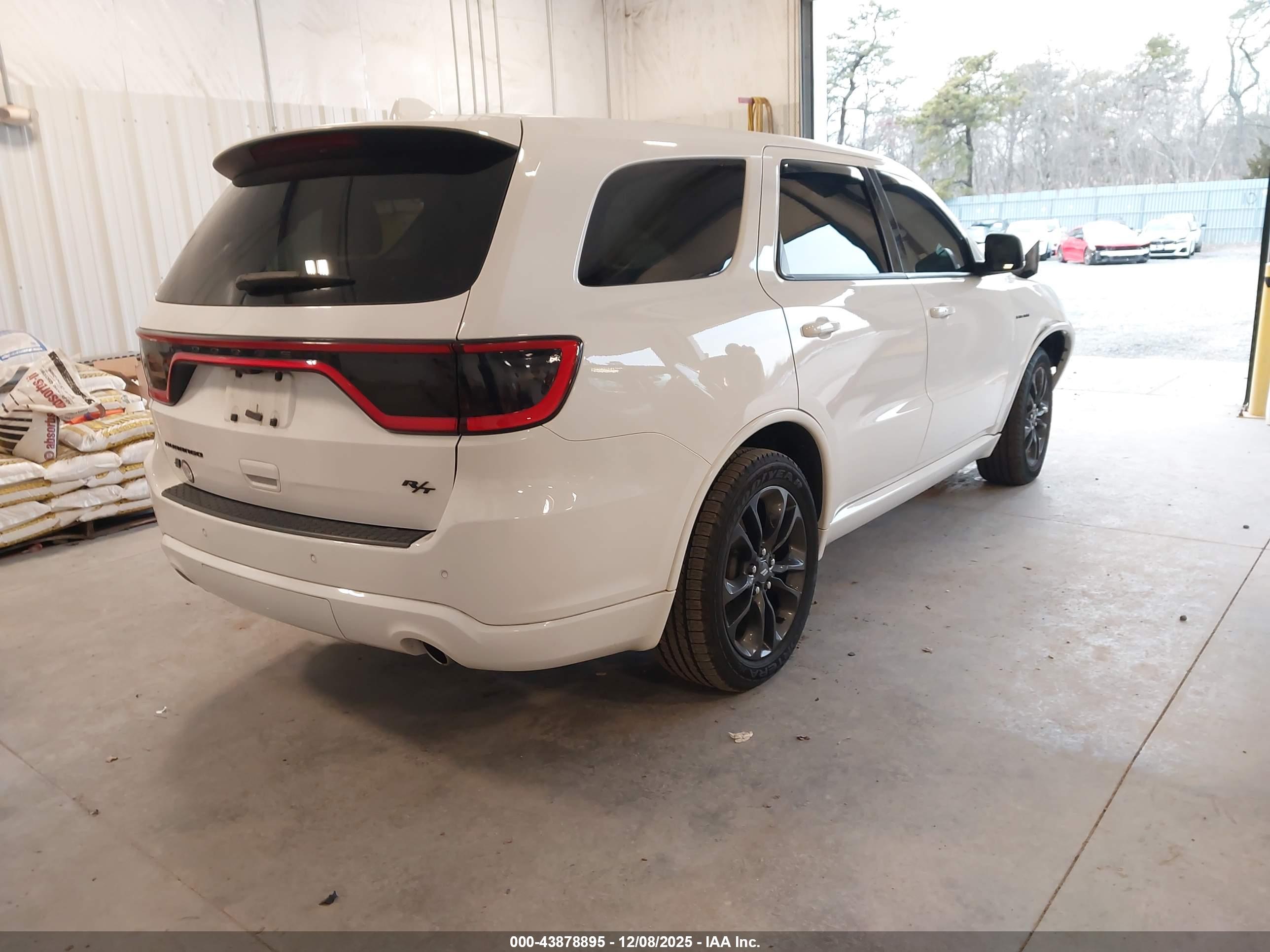 DODGE DURANGO image 4