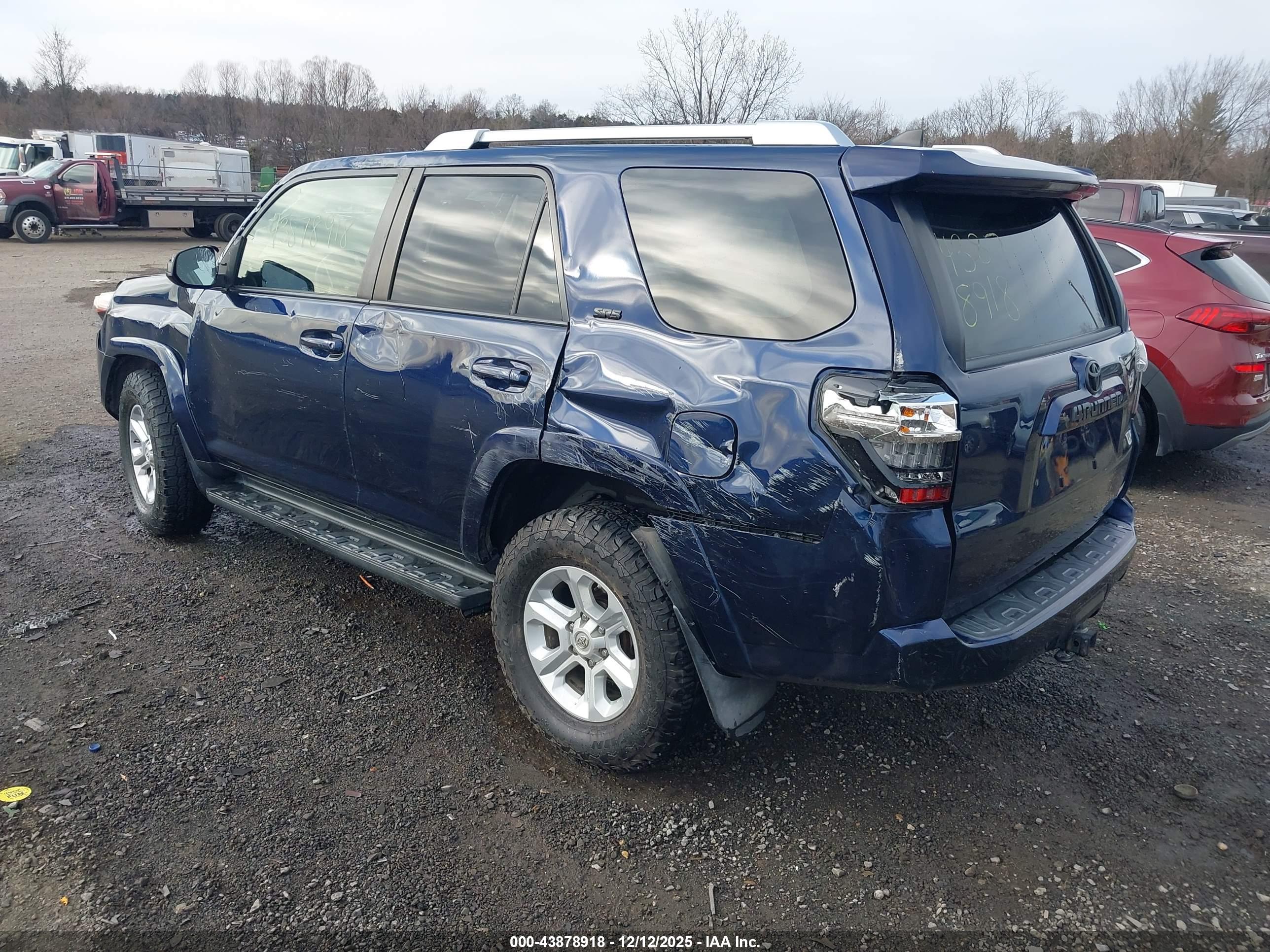 TOYOTA 4RUNNER image 3