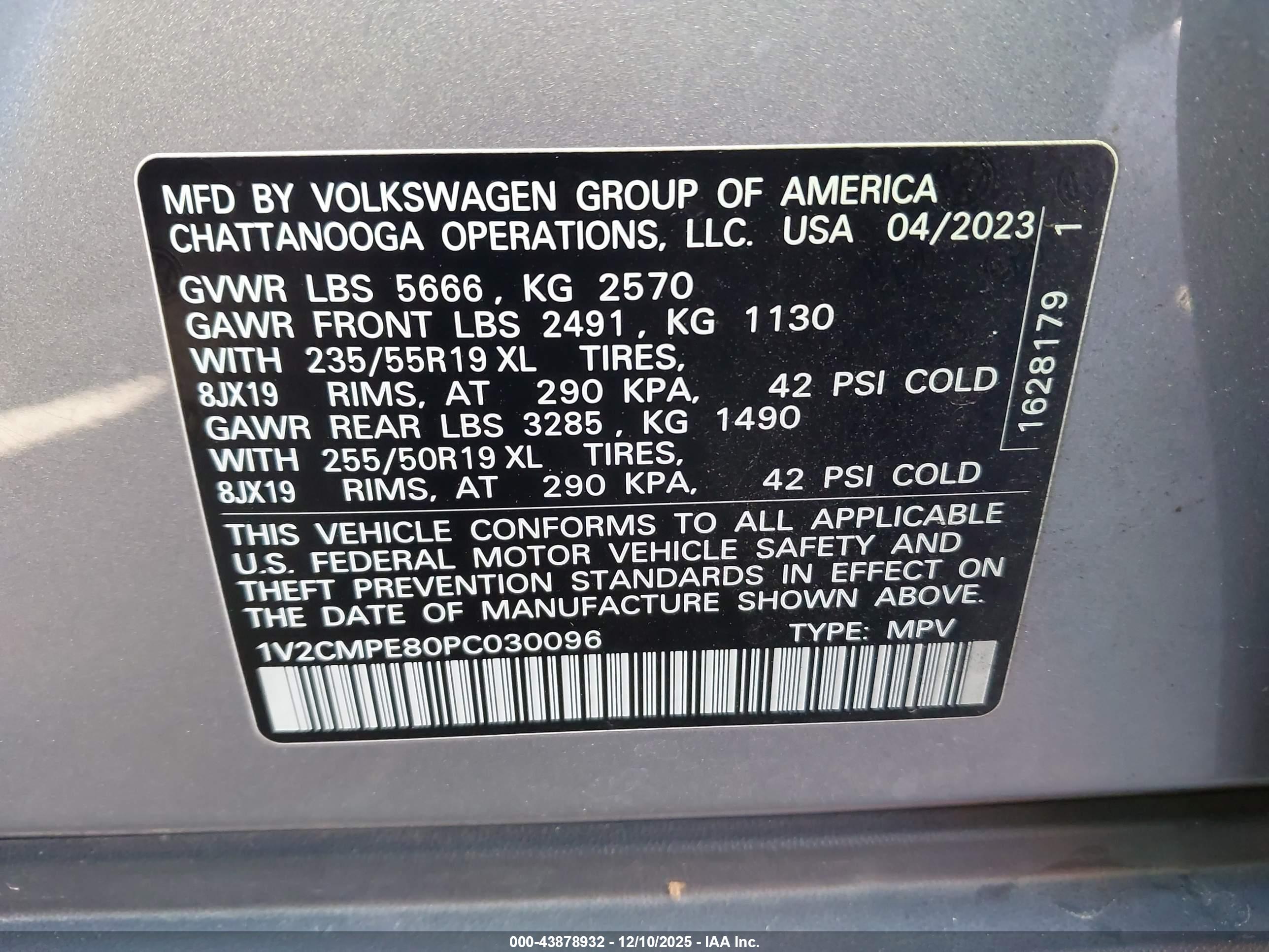 VOLKSWAGEN ID.4 image 9