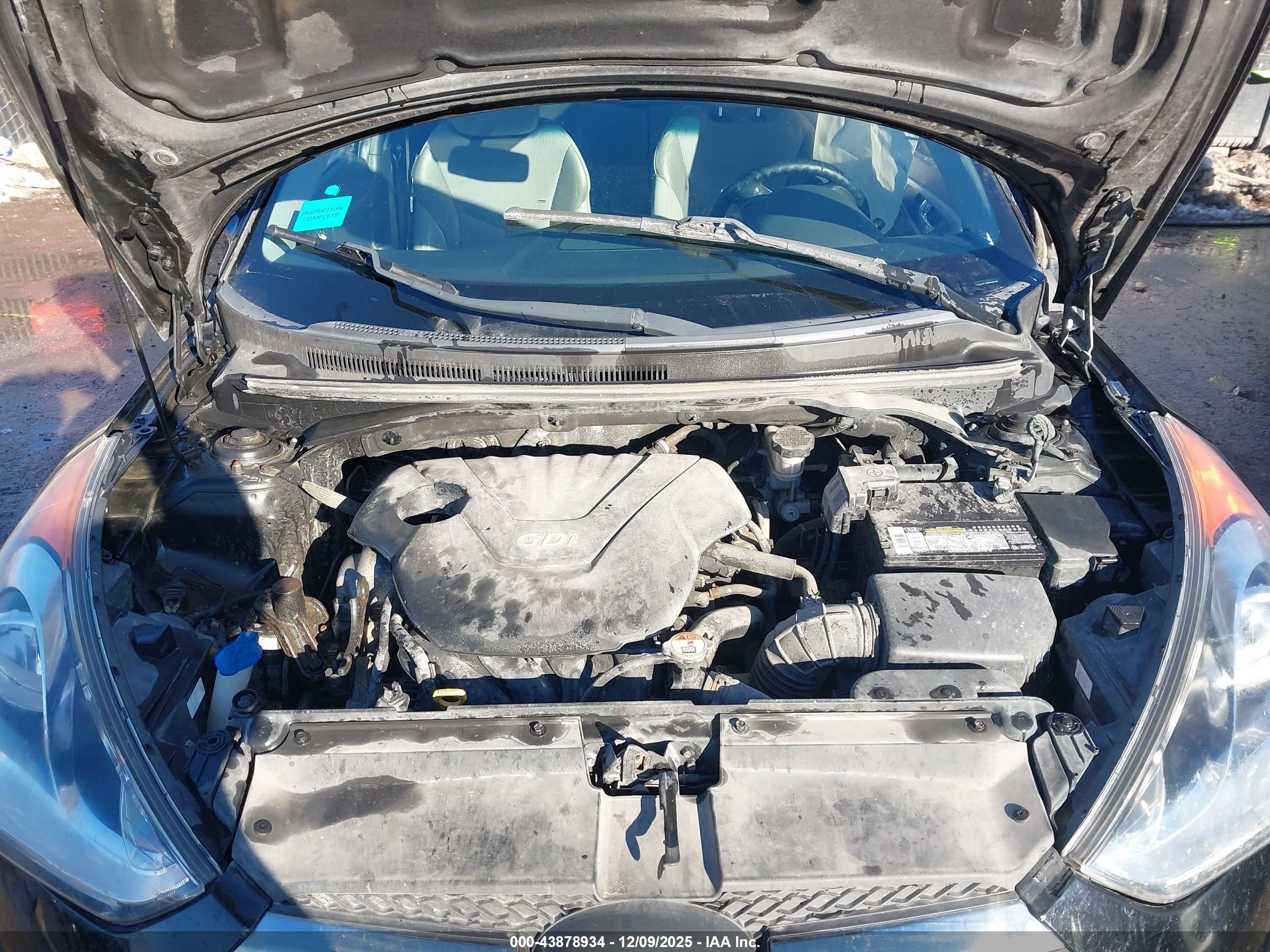 HYUNDAI VELOSTER image 10