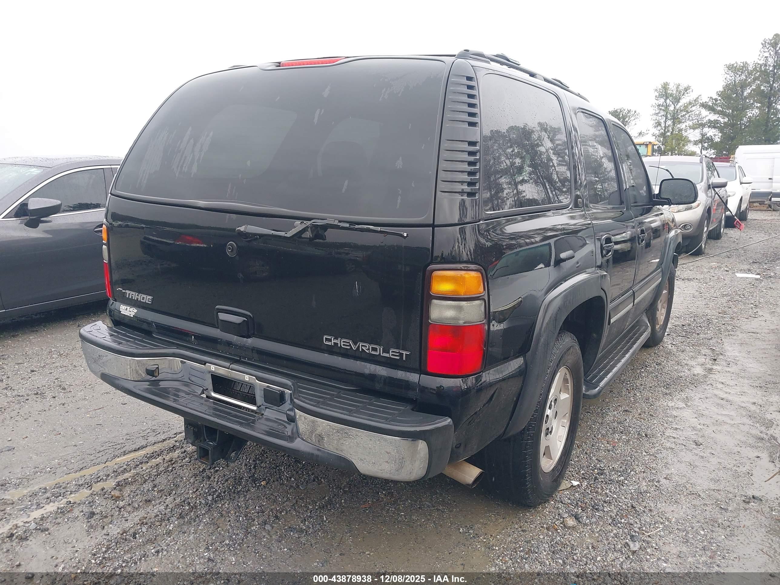 CHEVROLET TAHOE image 4
