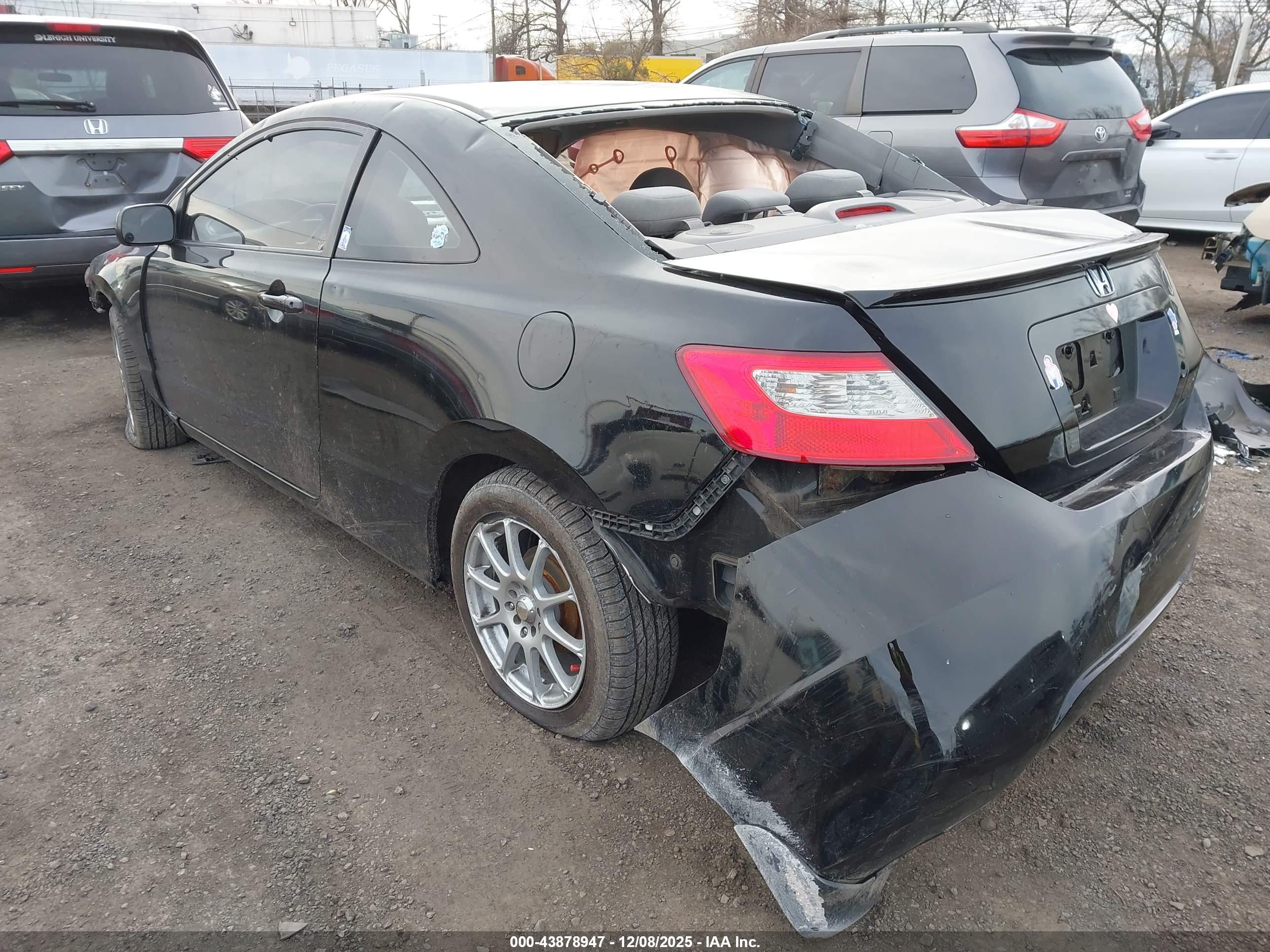 HONDA CIVIC image 3