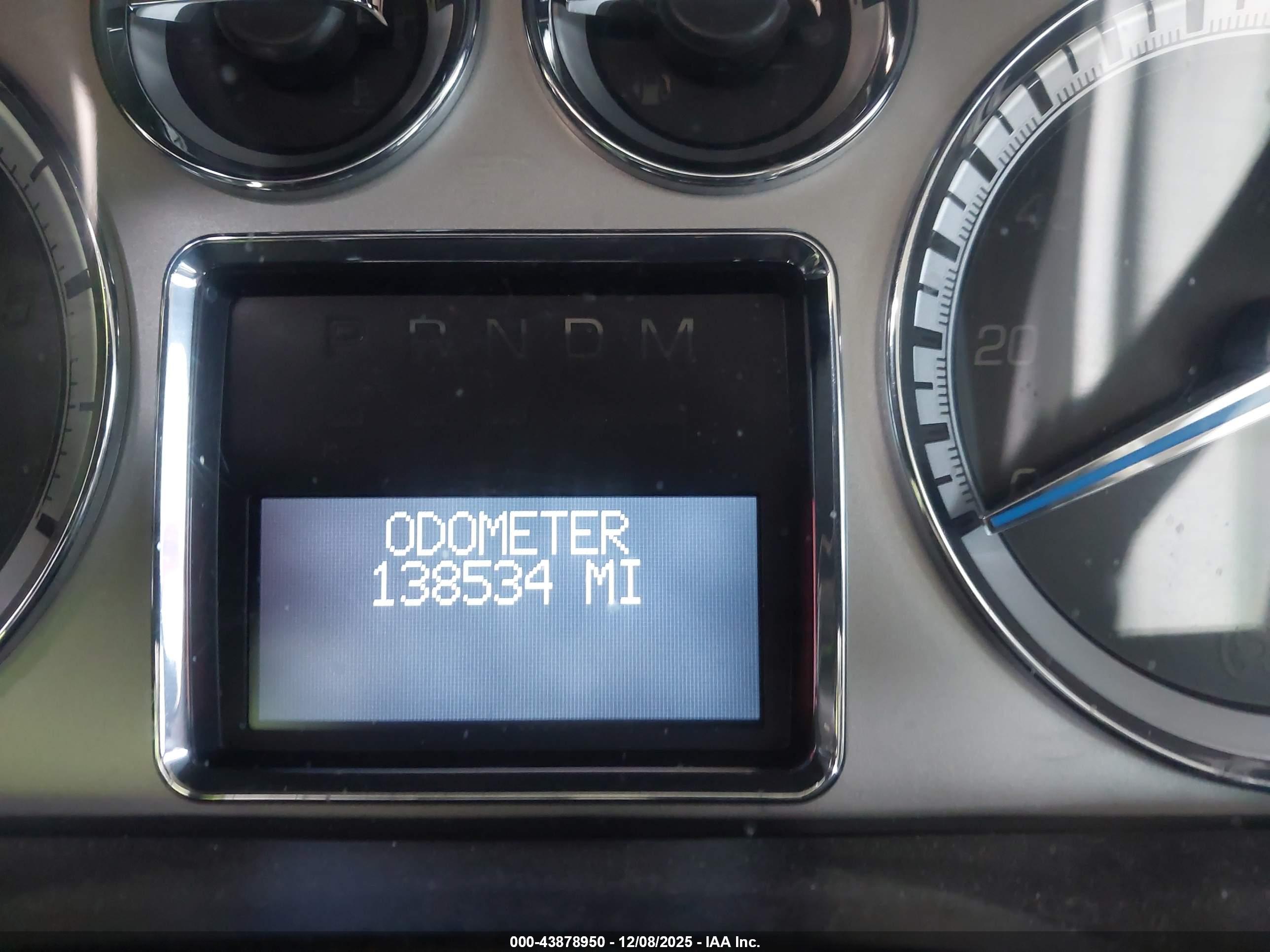 CADILLAC ESCALADE image 7