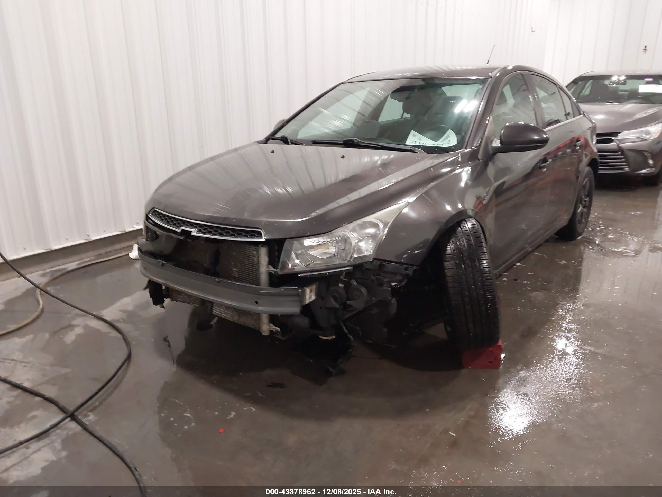 CHEVROLET CRUZE image 6