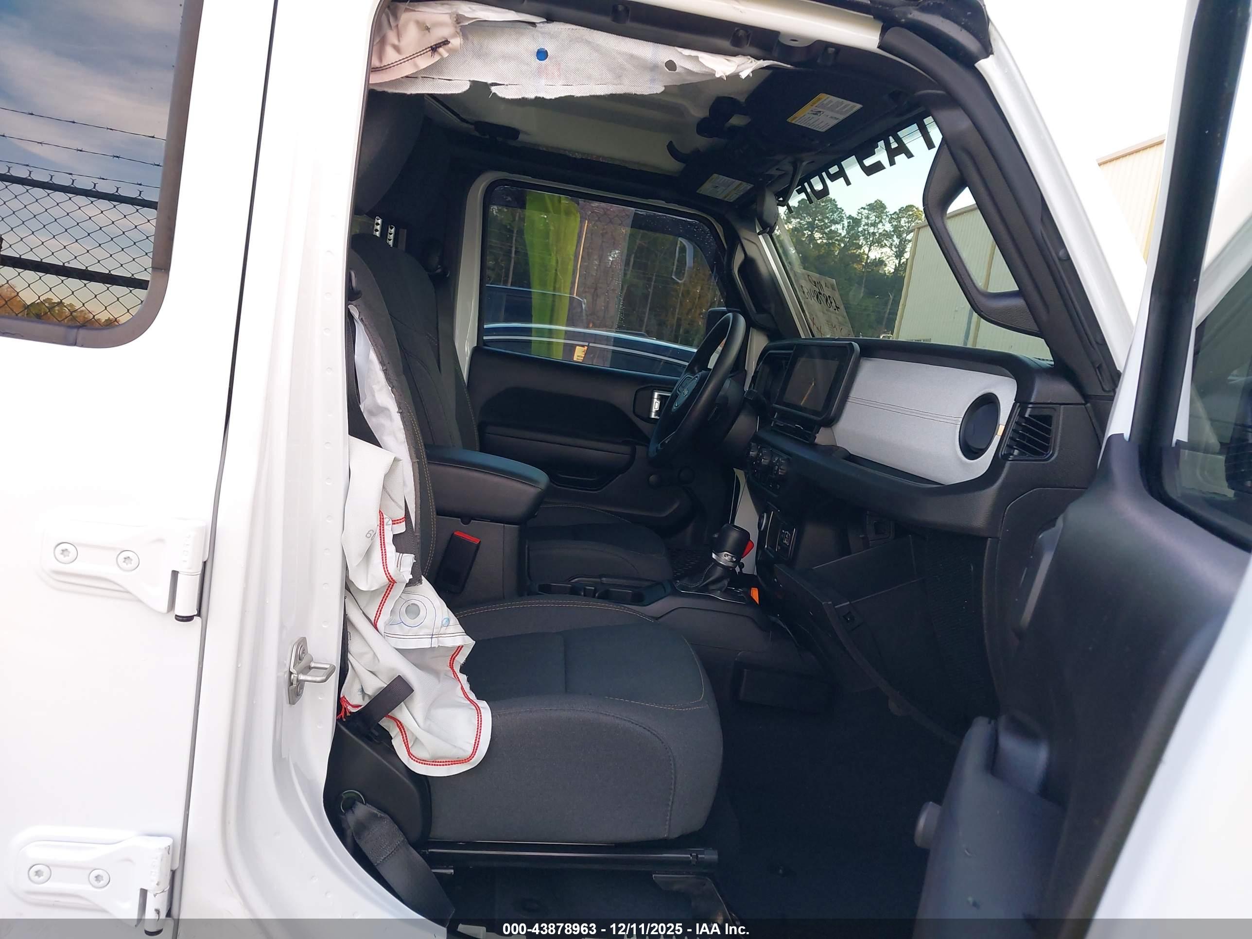 JEEP GLADIATOR image 5