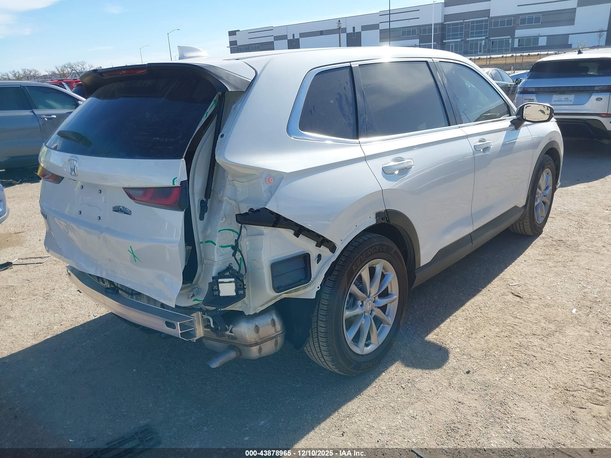 HONDA CR-V image 4