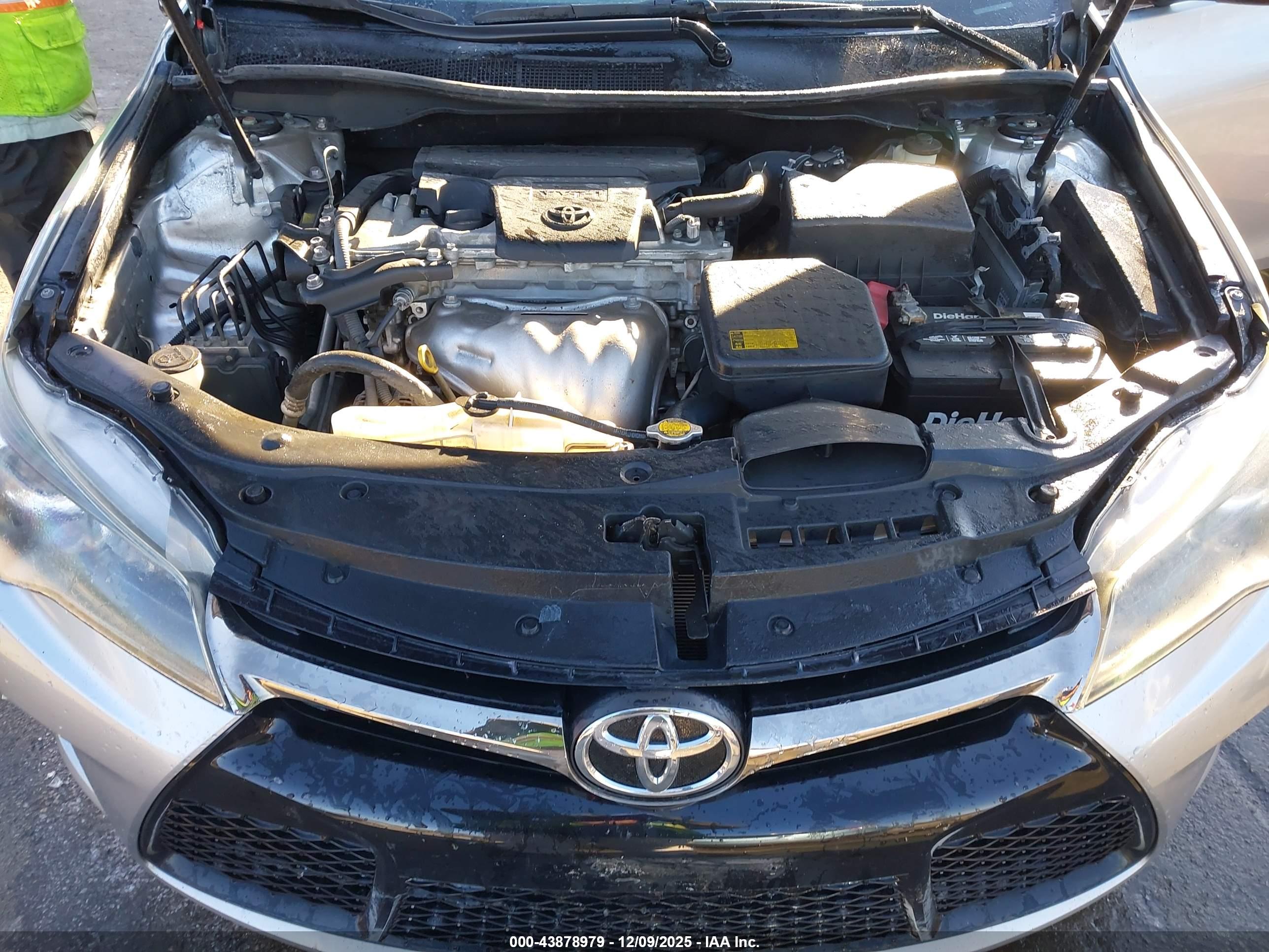 TOYOTA CAMRY image 10