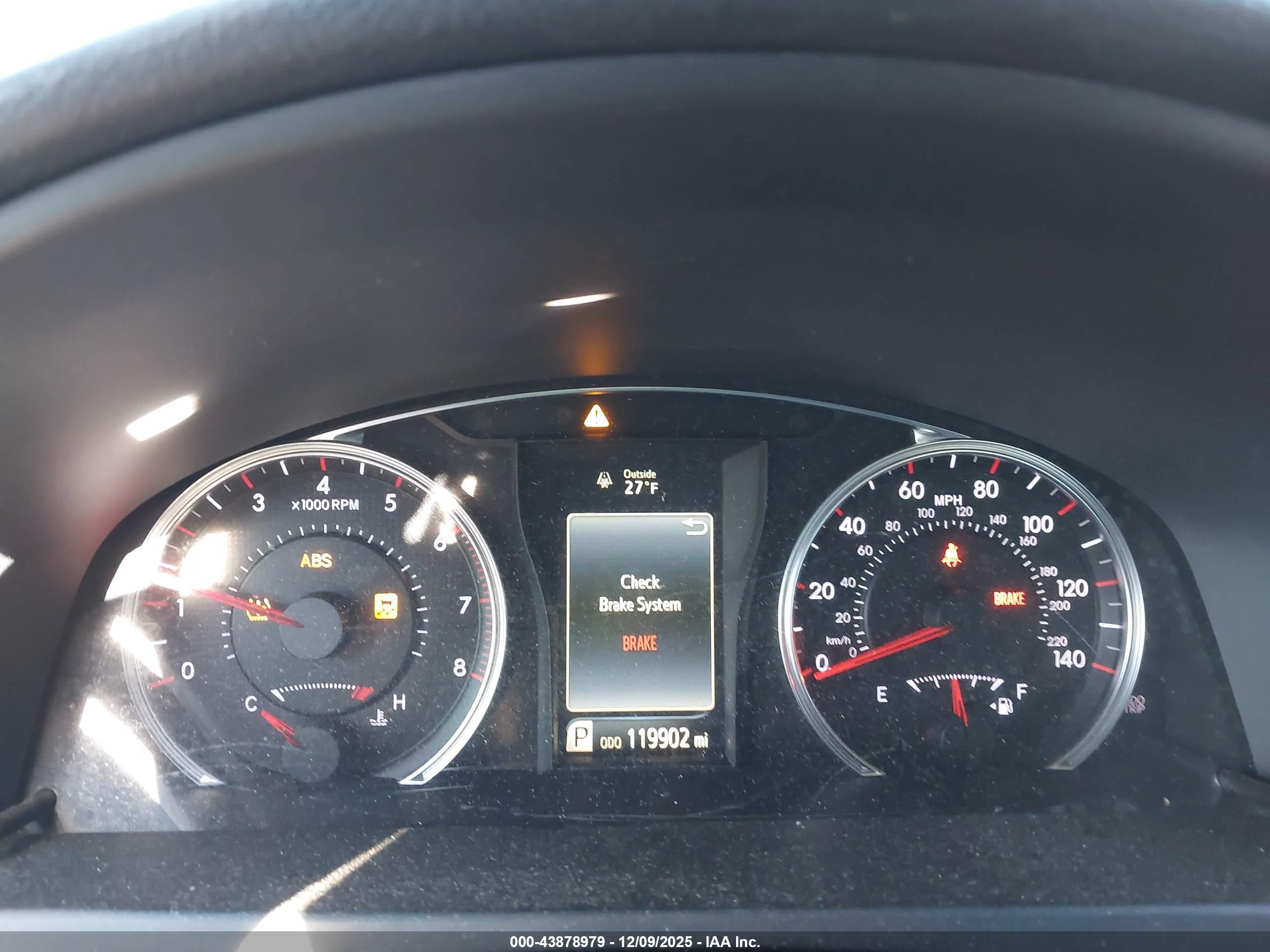 TOYOTA CAMRY image 7