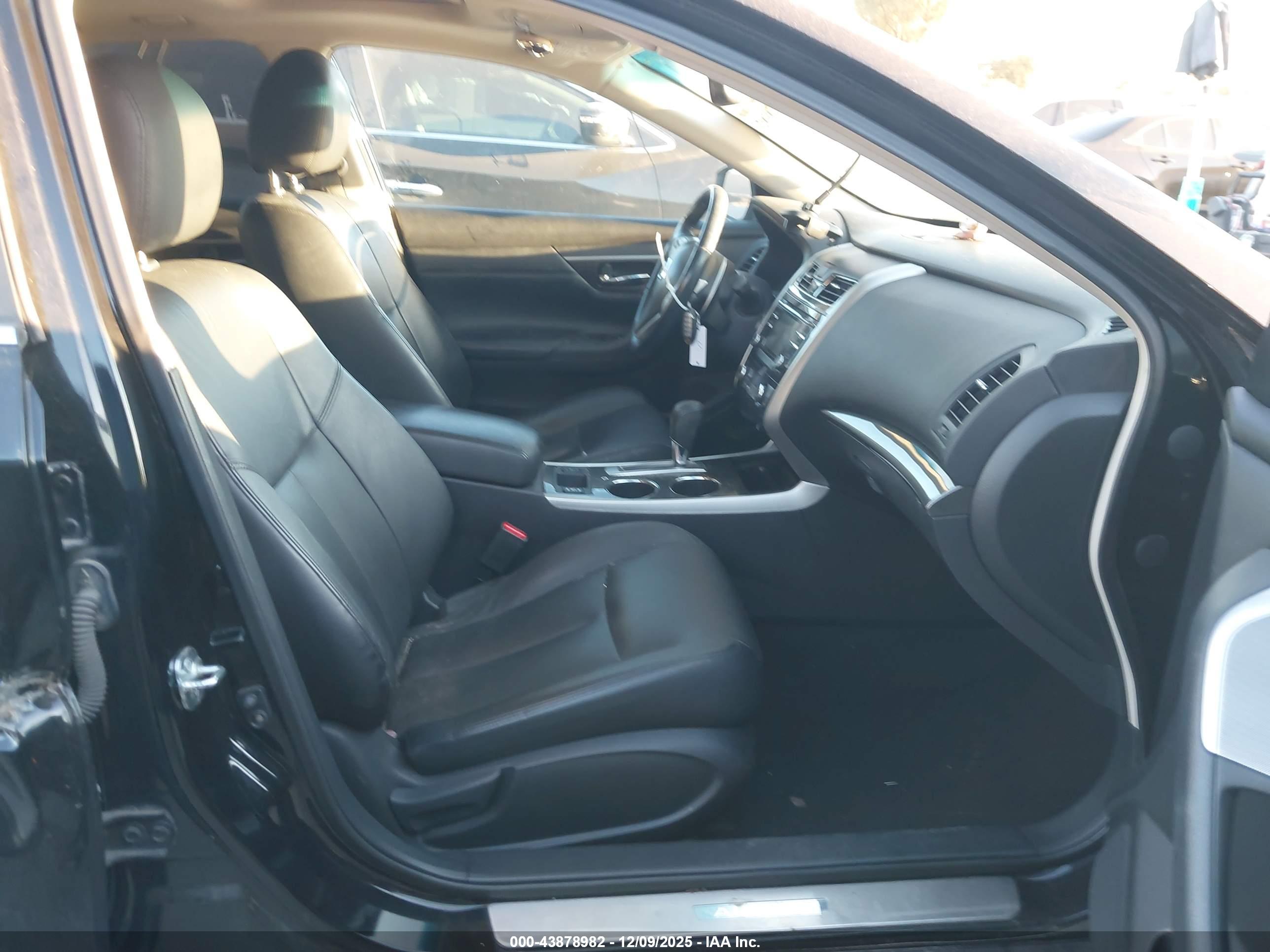 NISSAN ALTIMA image 5