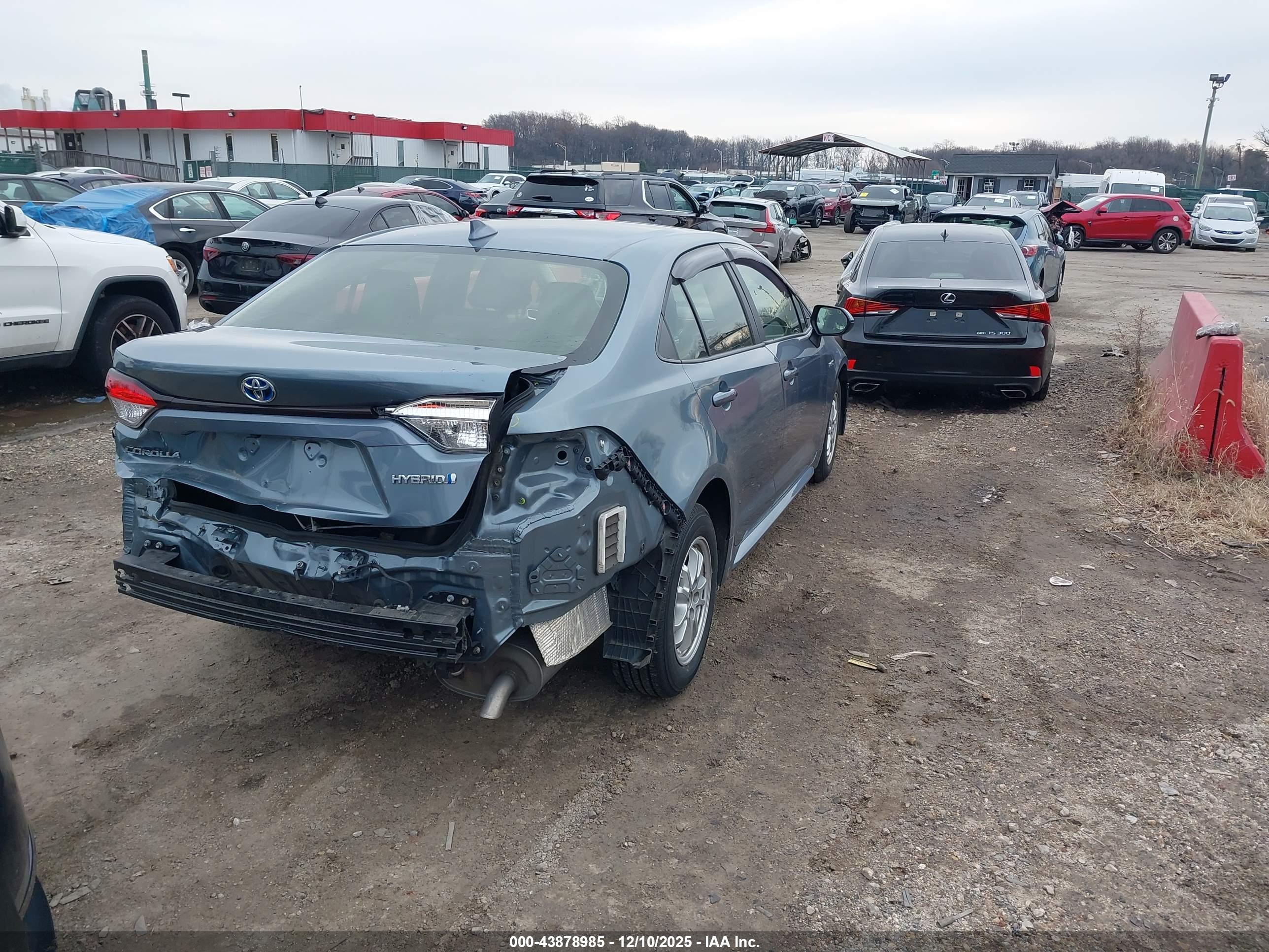 TOYOTA COROLLA image 4