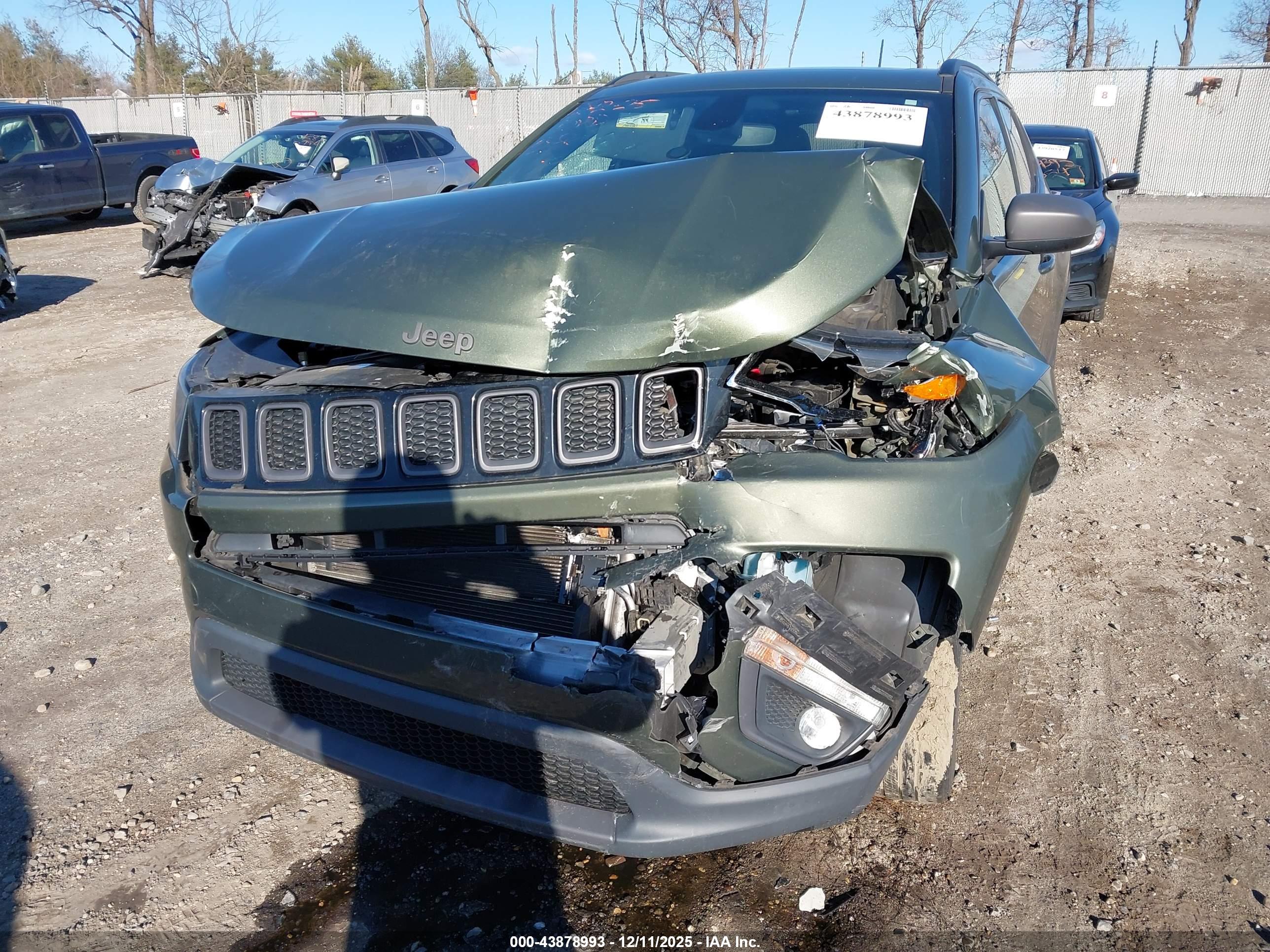 JEEP COMPASS image 6